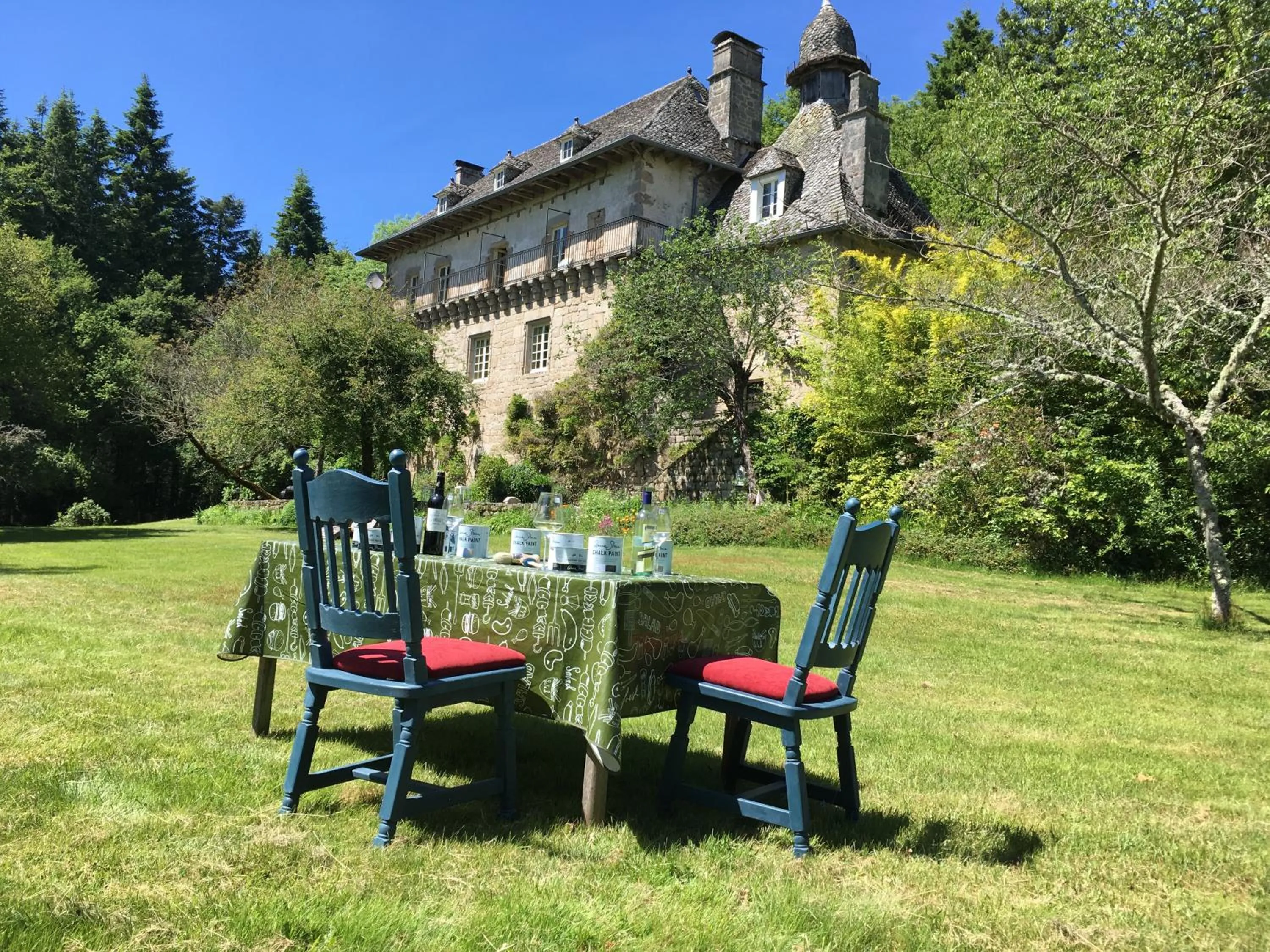 Garden in B&B Chateau le Bois
