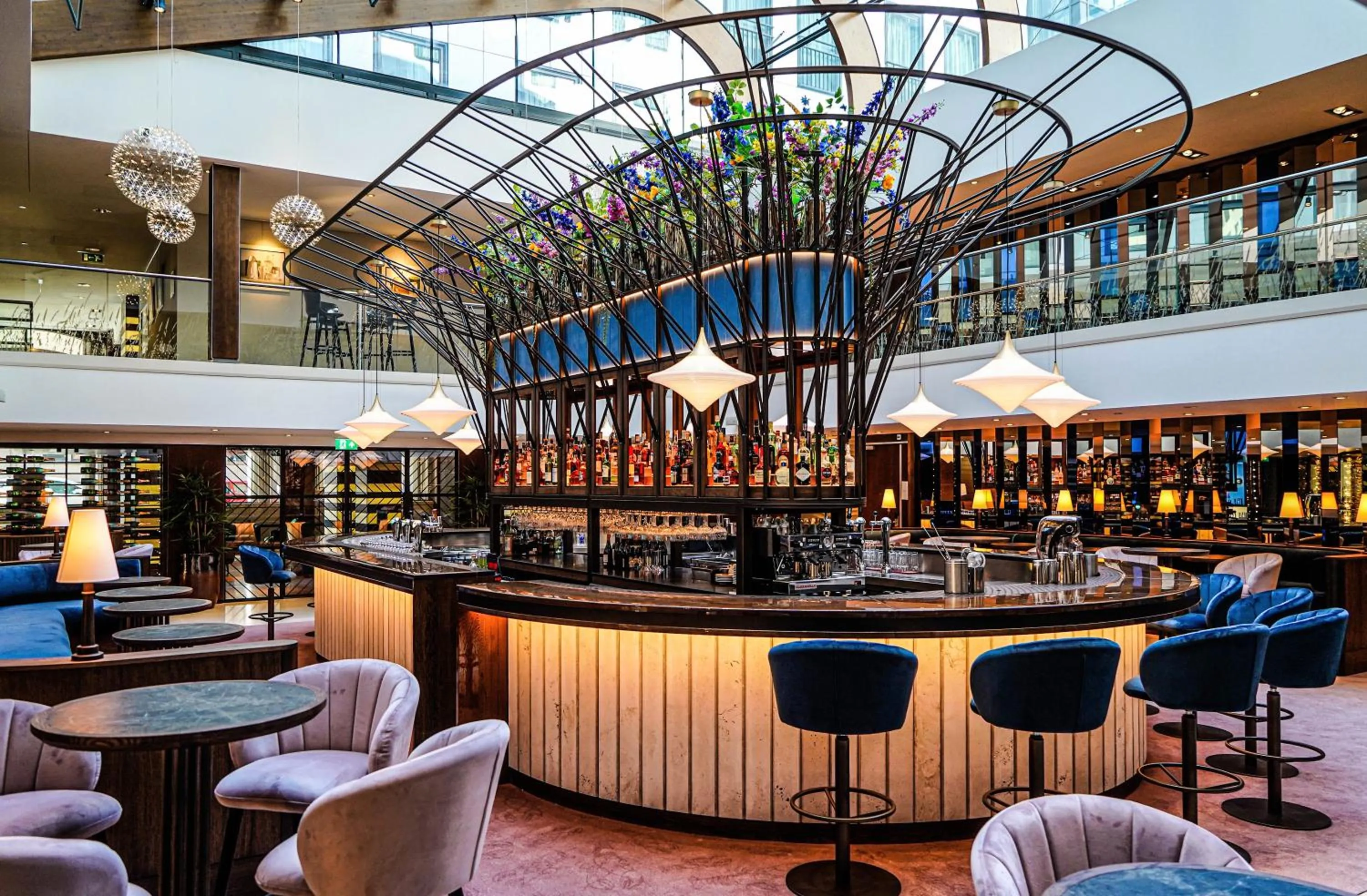 Lounge or bar in Hilton The Hague
