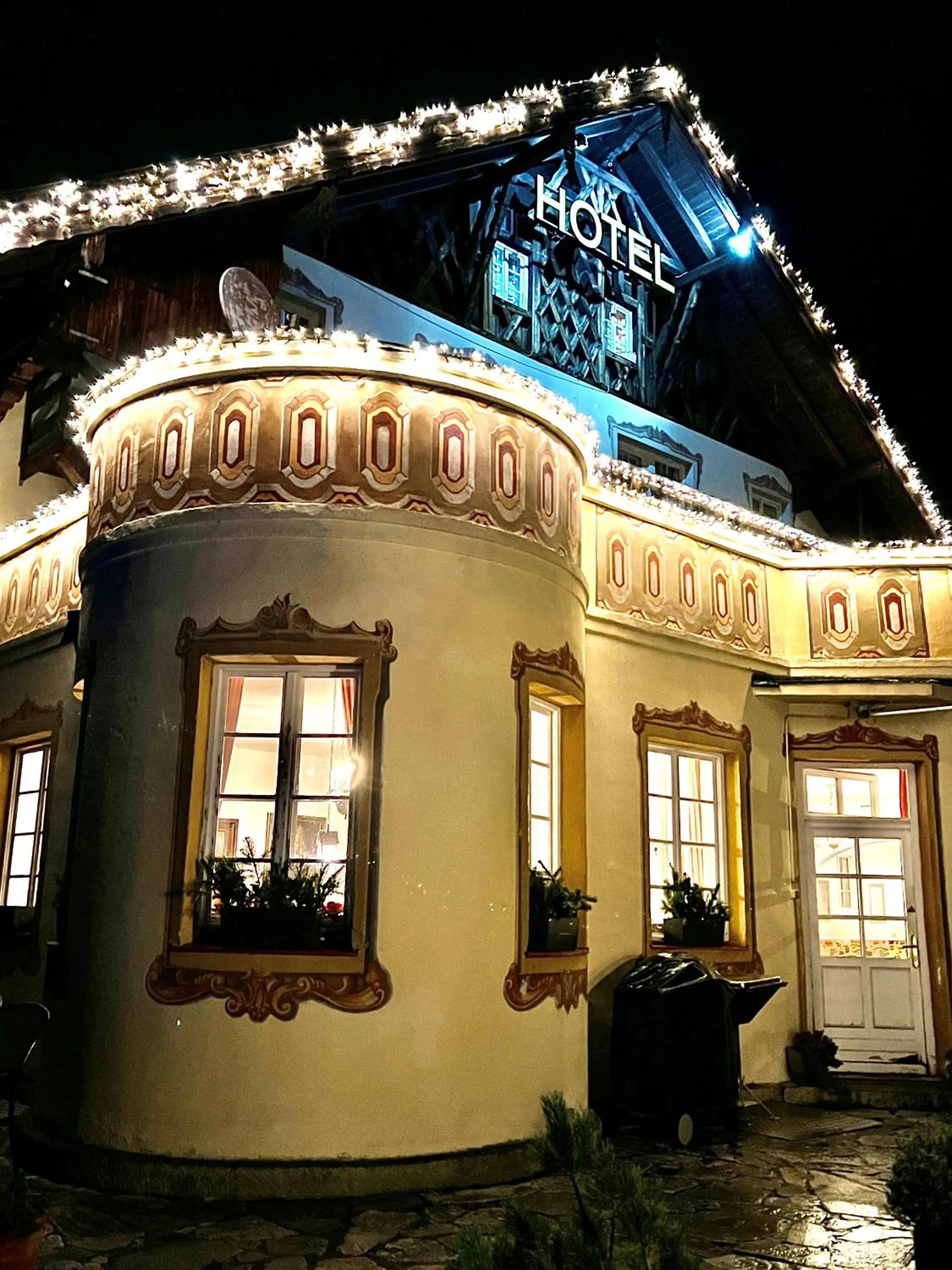 Property building in Hotel Restaurant Grünwalderhof