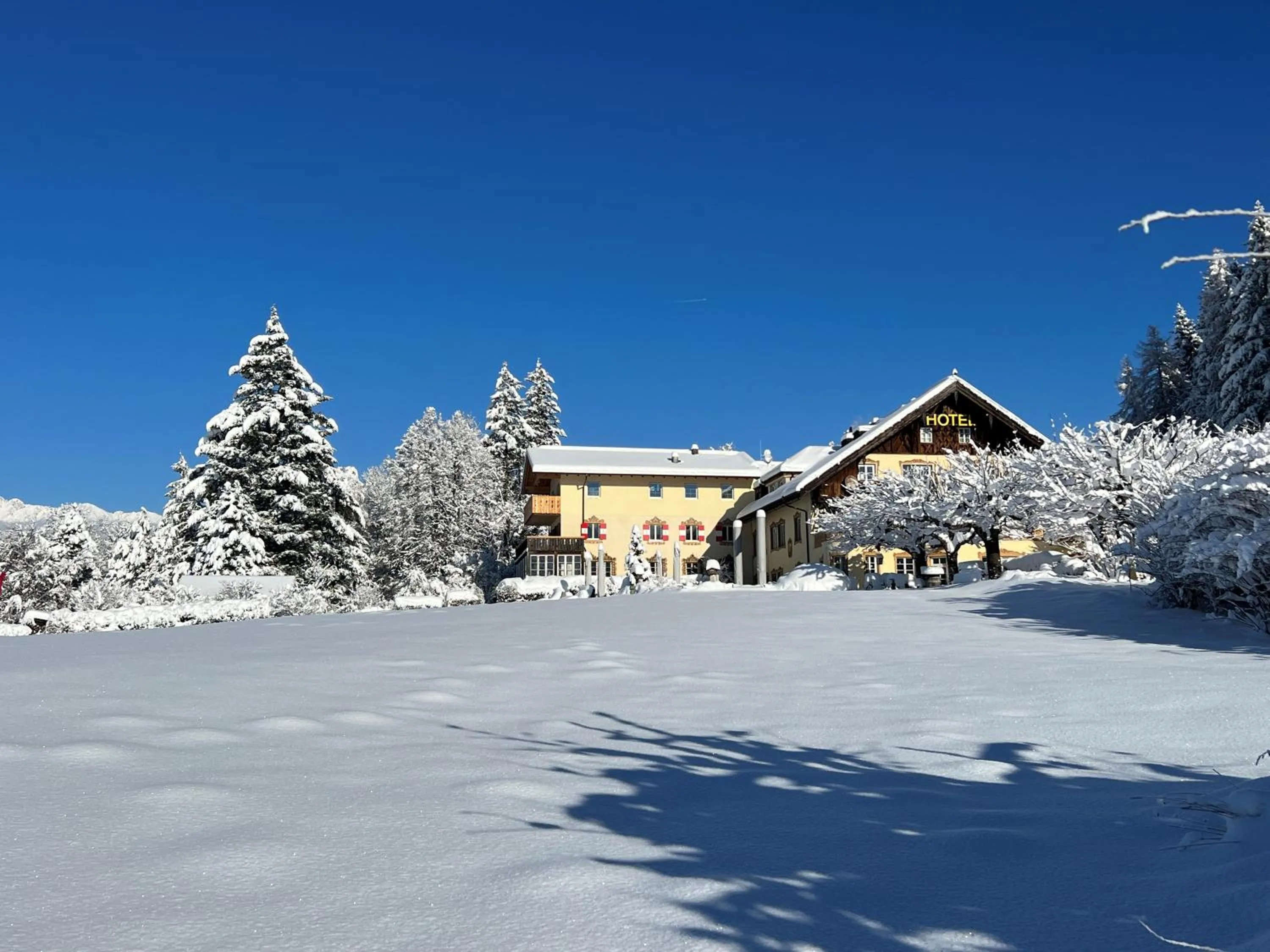 Property building in Hotel Restaurant Grünwalderhof