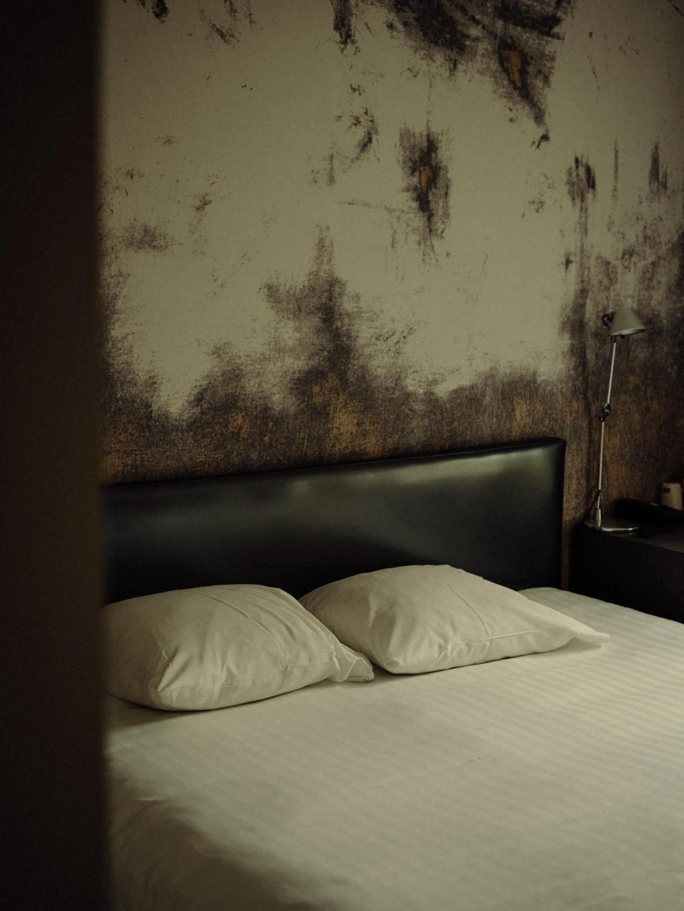 Bed in Hôtel Restaurant Ar Milin-Logis hôtels