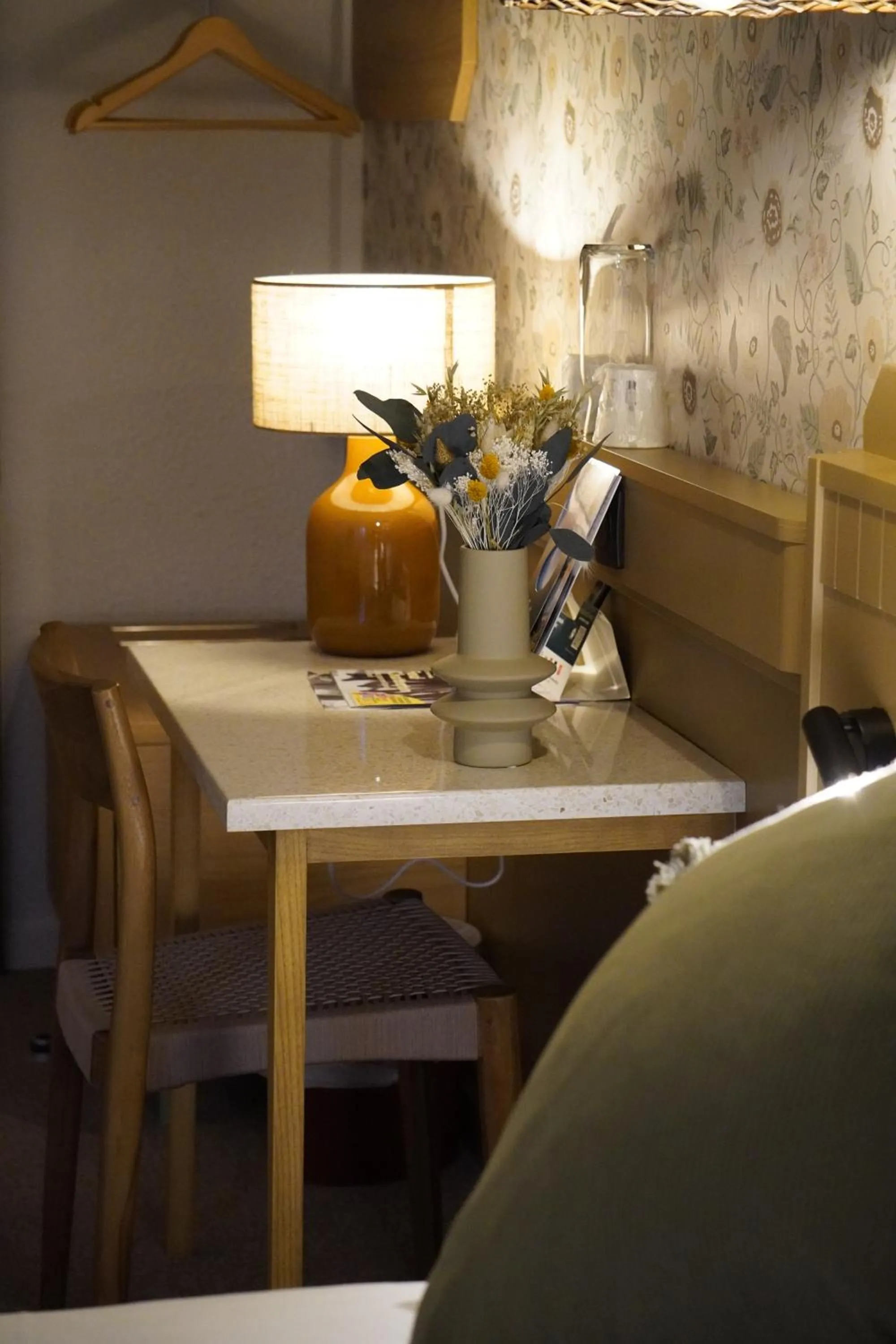 Seating area in Hôtel Restaurant Ar Milin-Logis hôtels