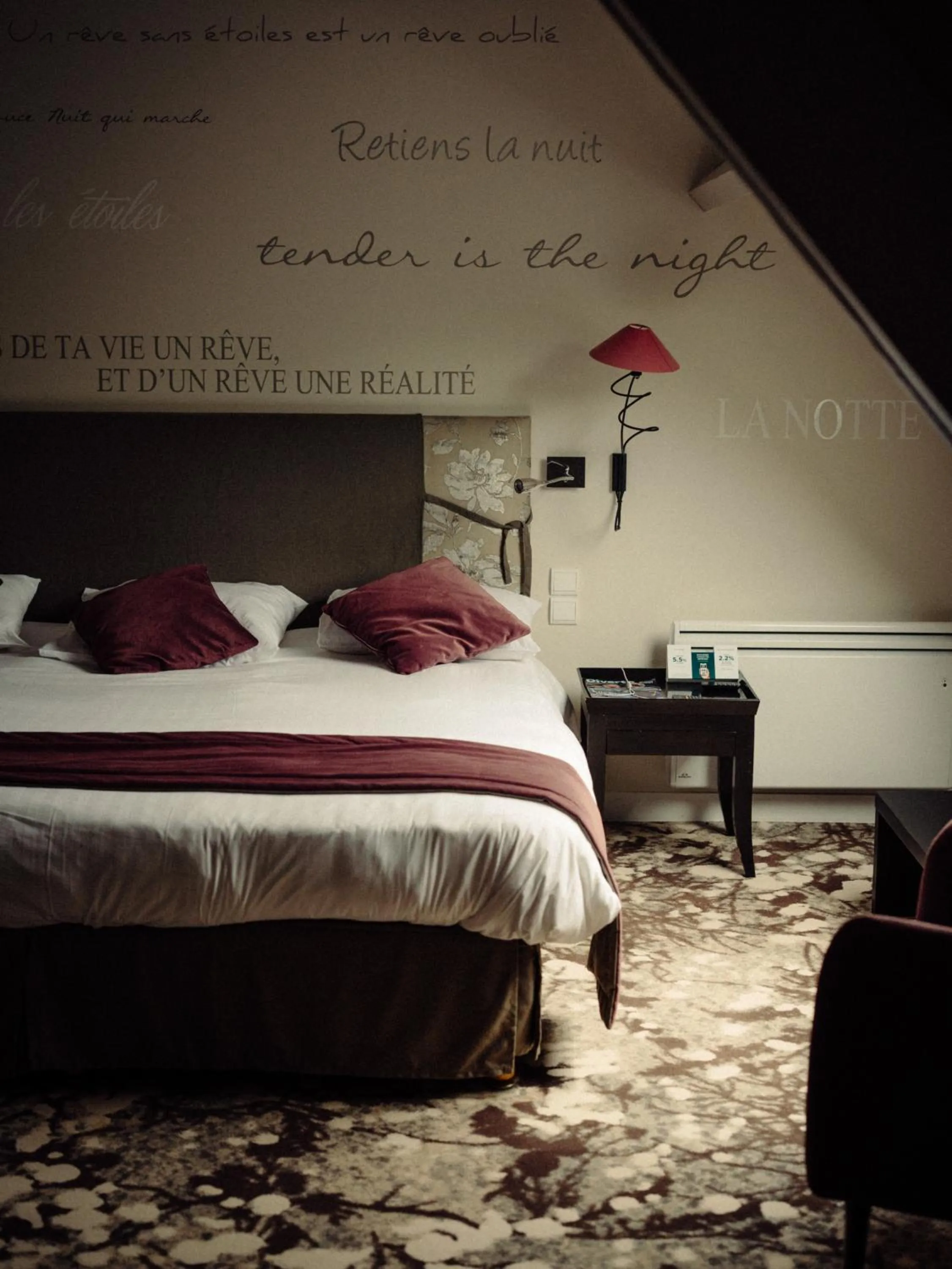 Bed in Hôtel Restaurant Ar Milin-Logis hôtels