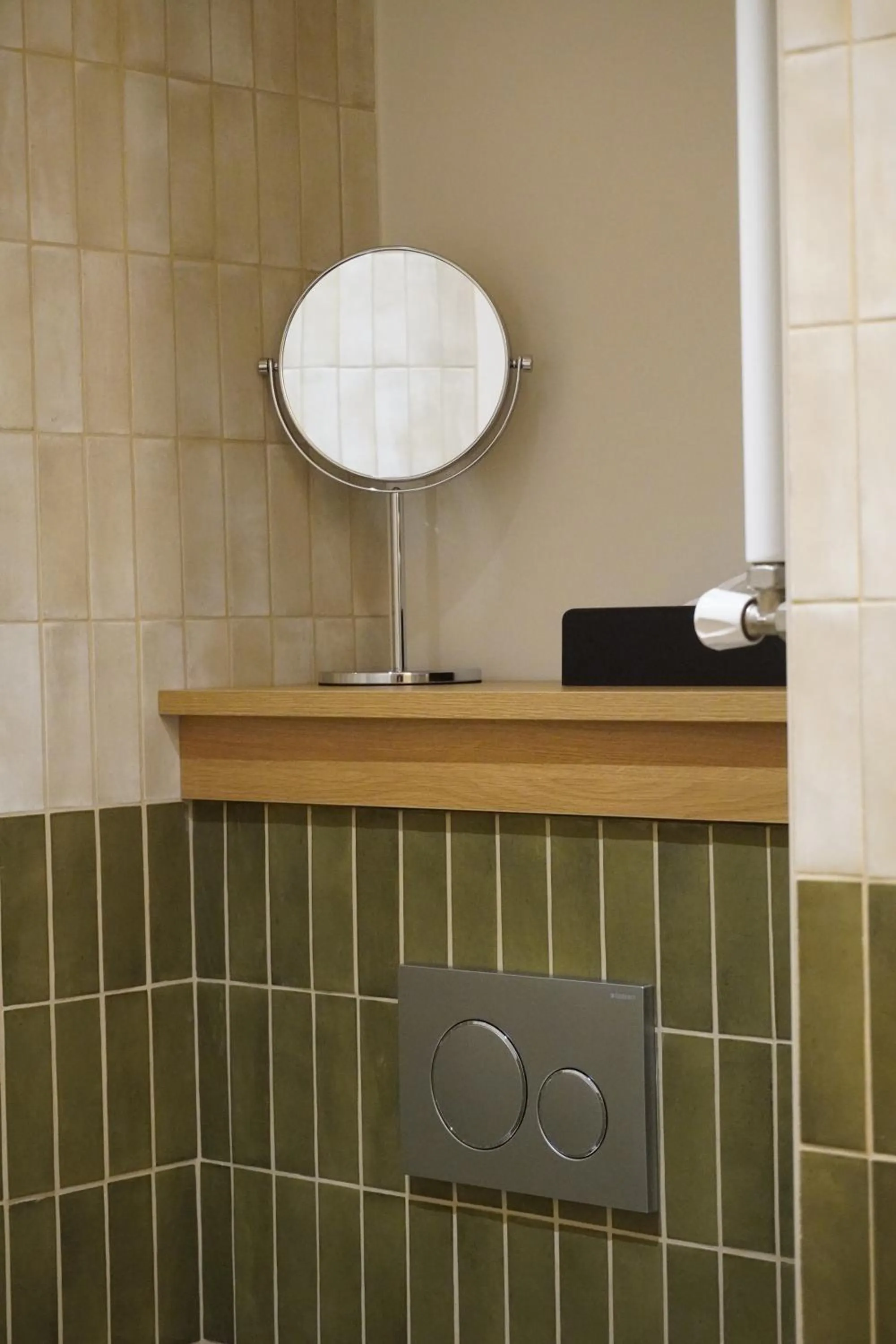 Bathroom in Hôtel Restaurant Ar Milin-Logis hôtels