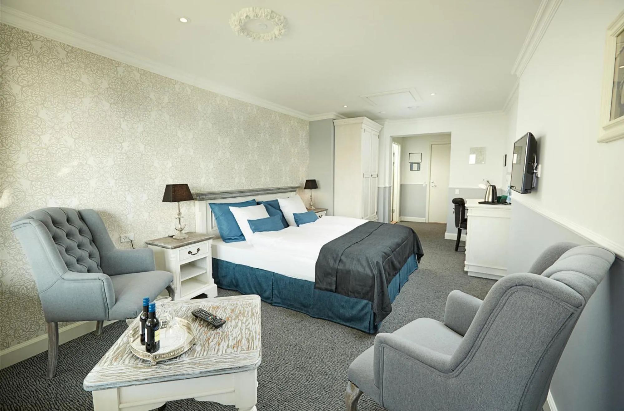 Bed in Hotel Fjordkroen