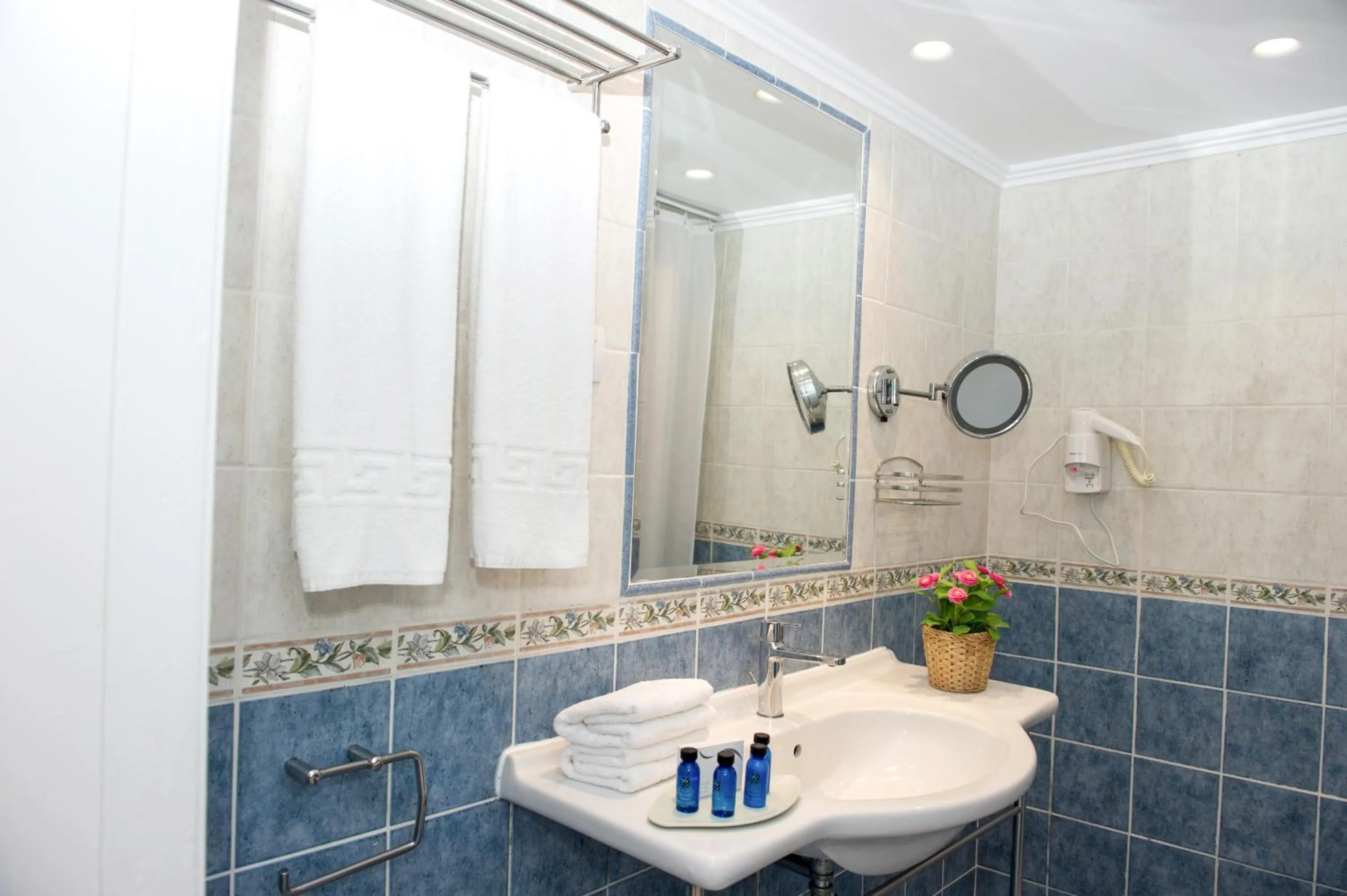 Bathroom in Mastichari Bay Hotel