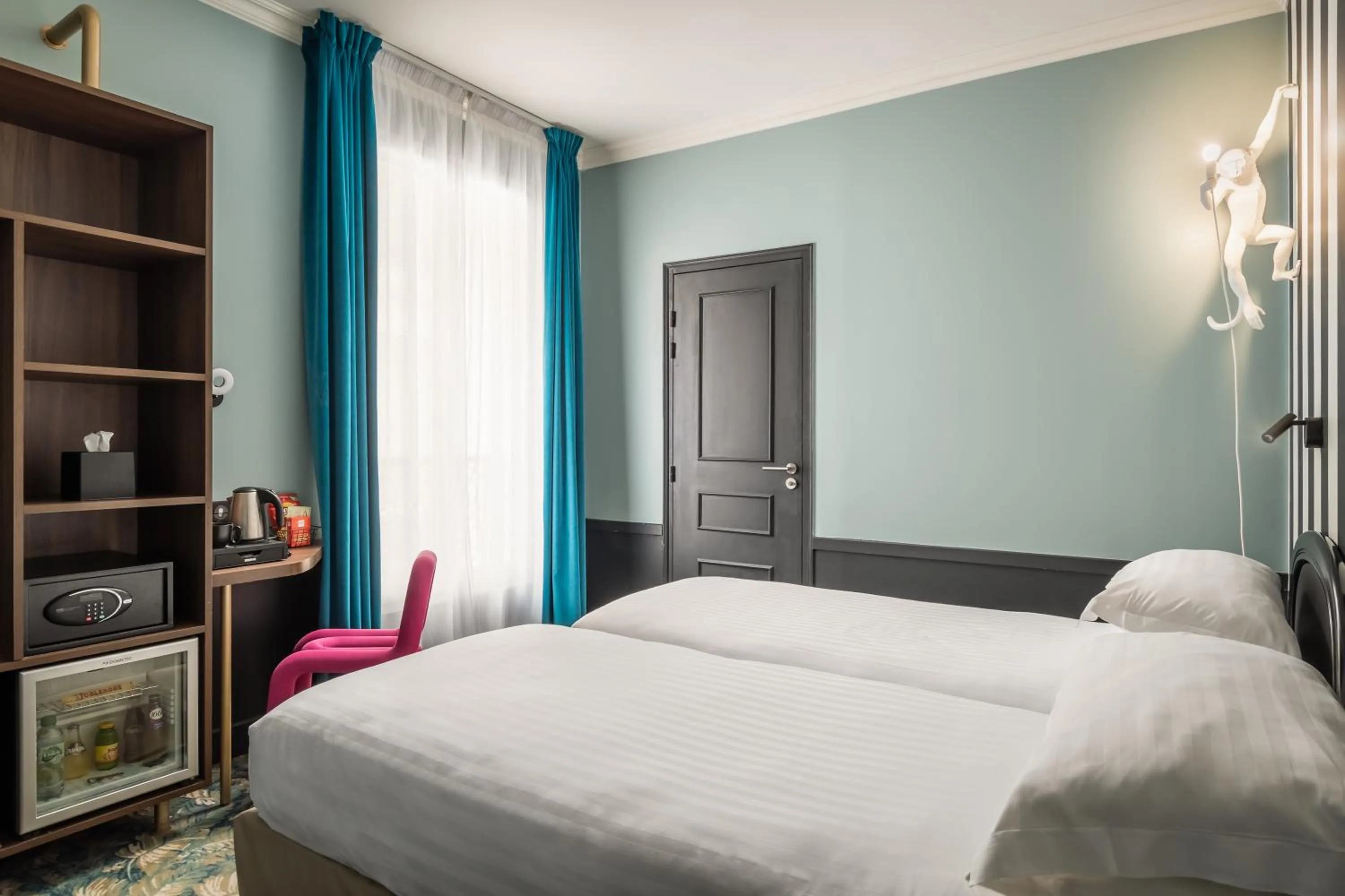 Coffee/tea facilities, Bed in Hotel Archetype Etoile