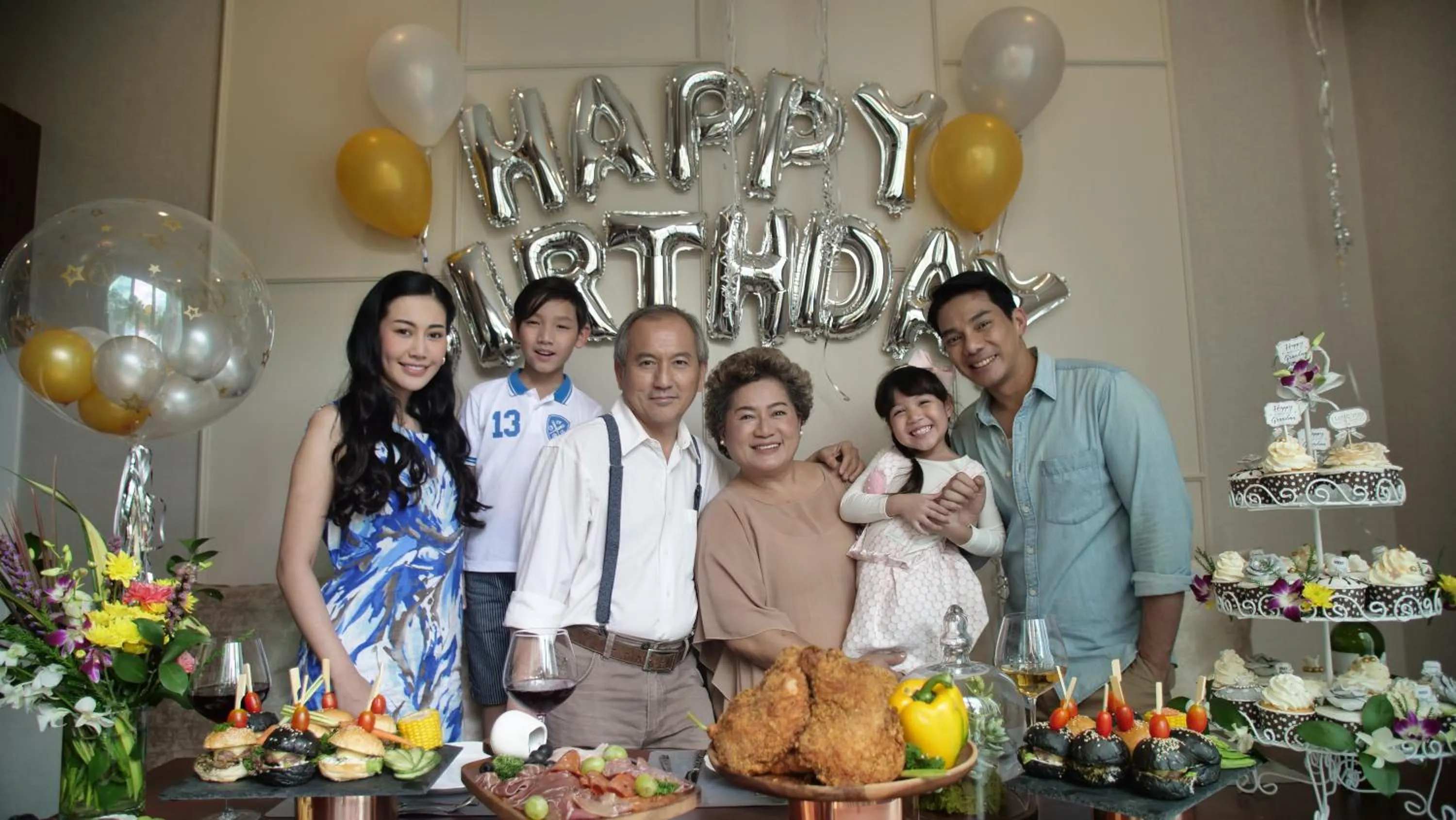 People in Itz Time Hua Hin Pool Villa