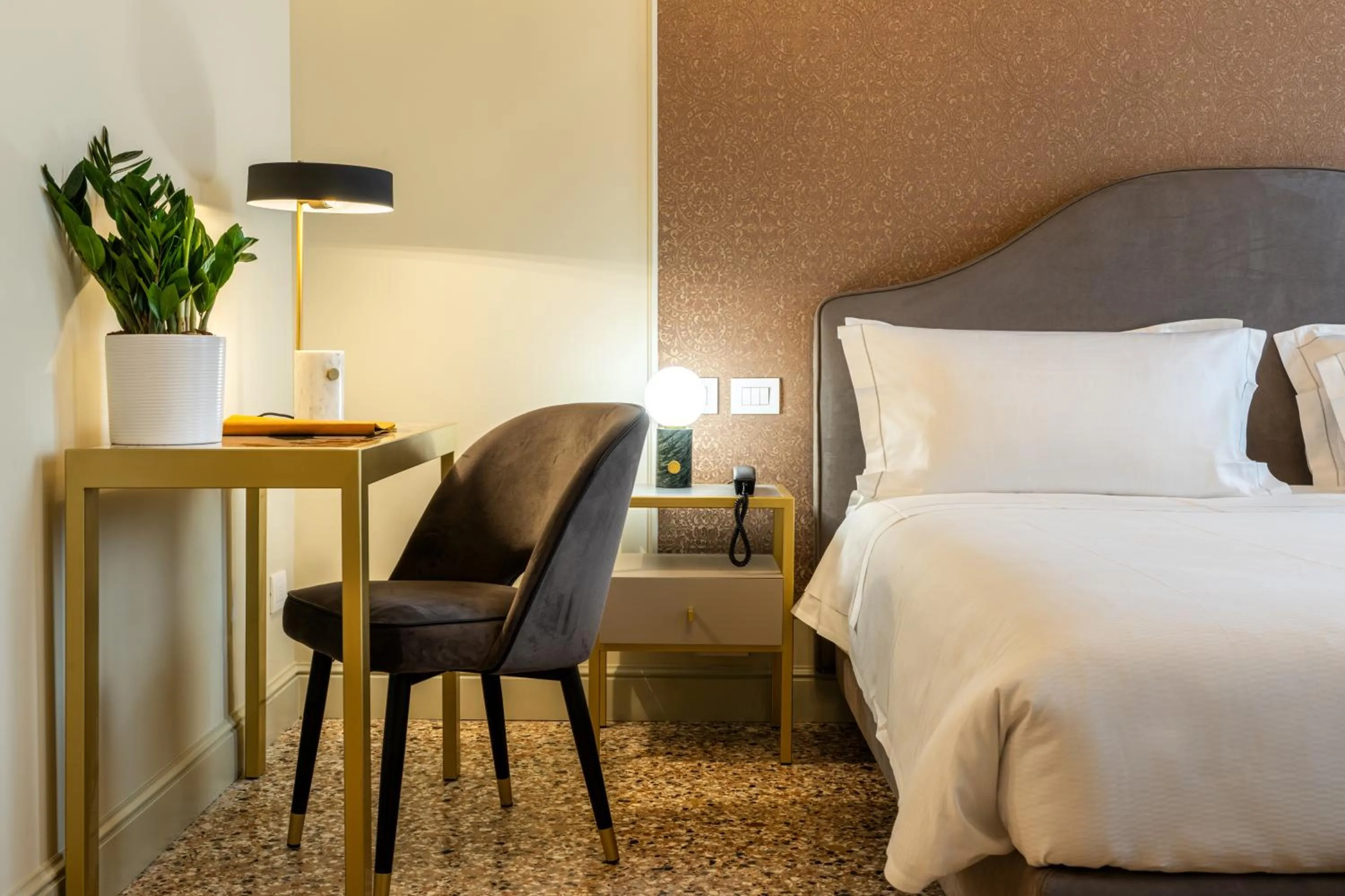 Bed in Hotel Palazzina Sardi