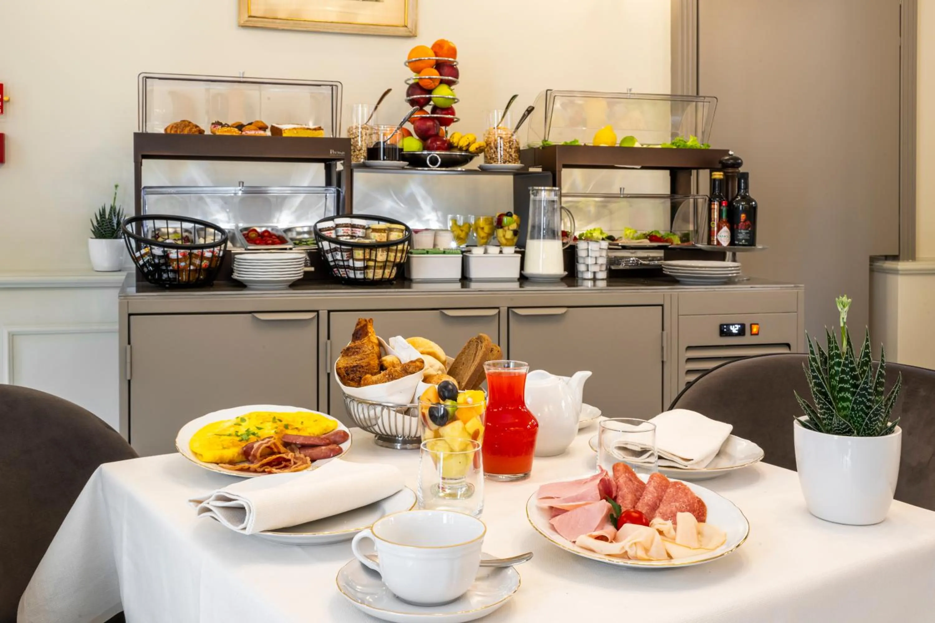 Breakfast in Hotel Palazzina Sardi