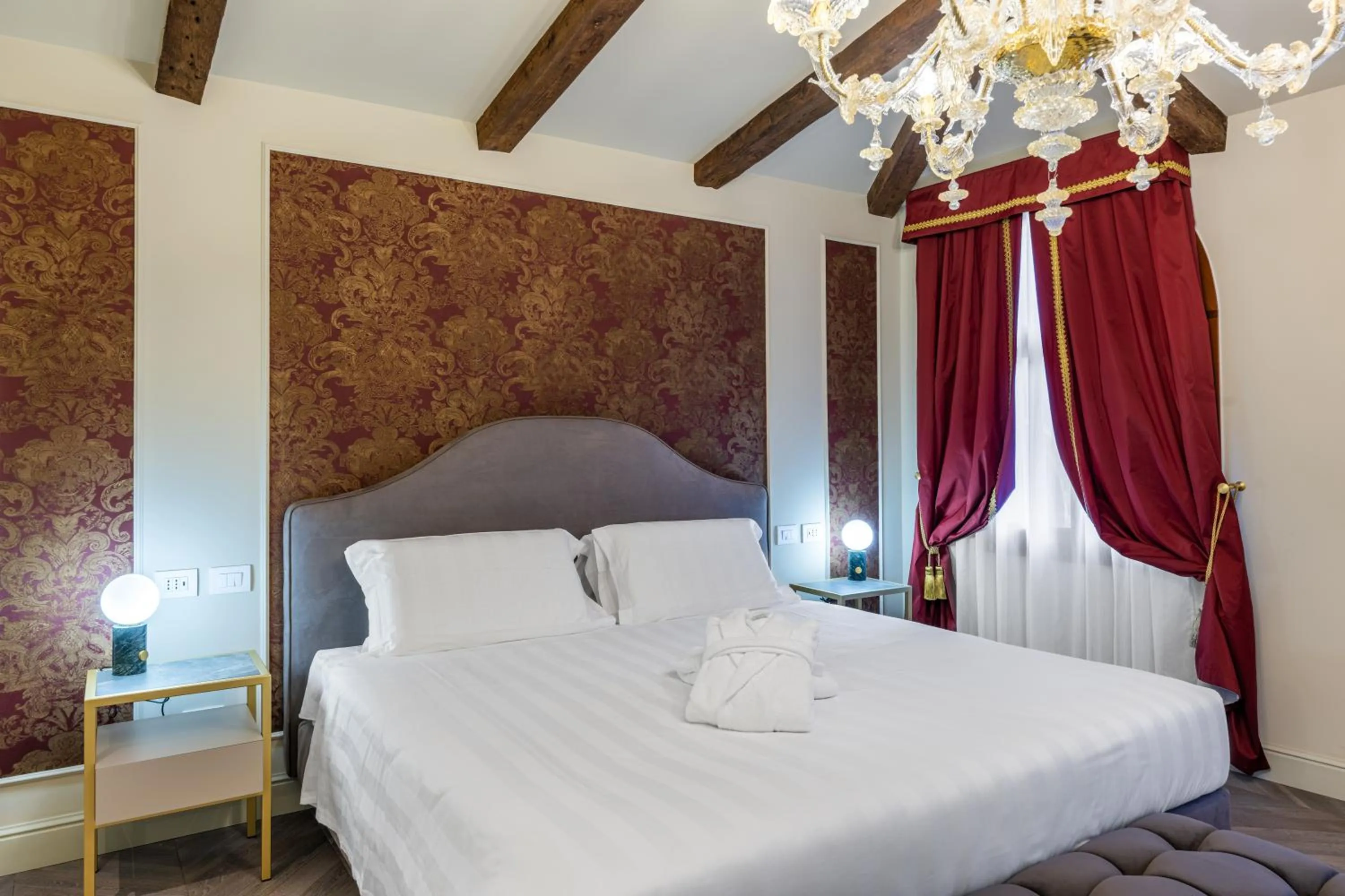 Bed in Hotel Palazzina Sardi