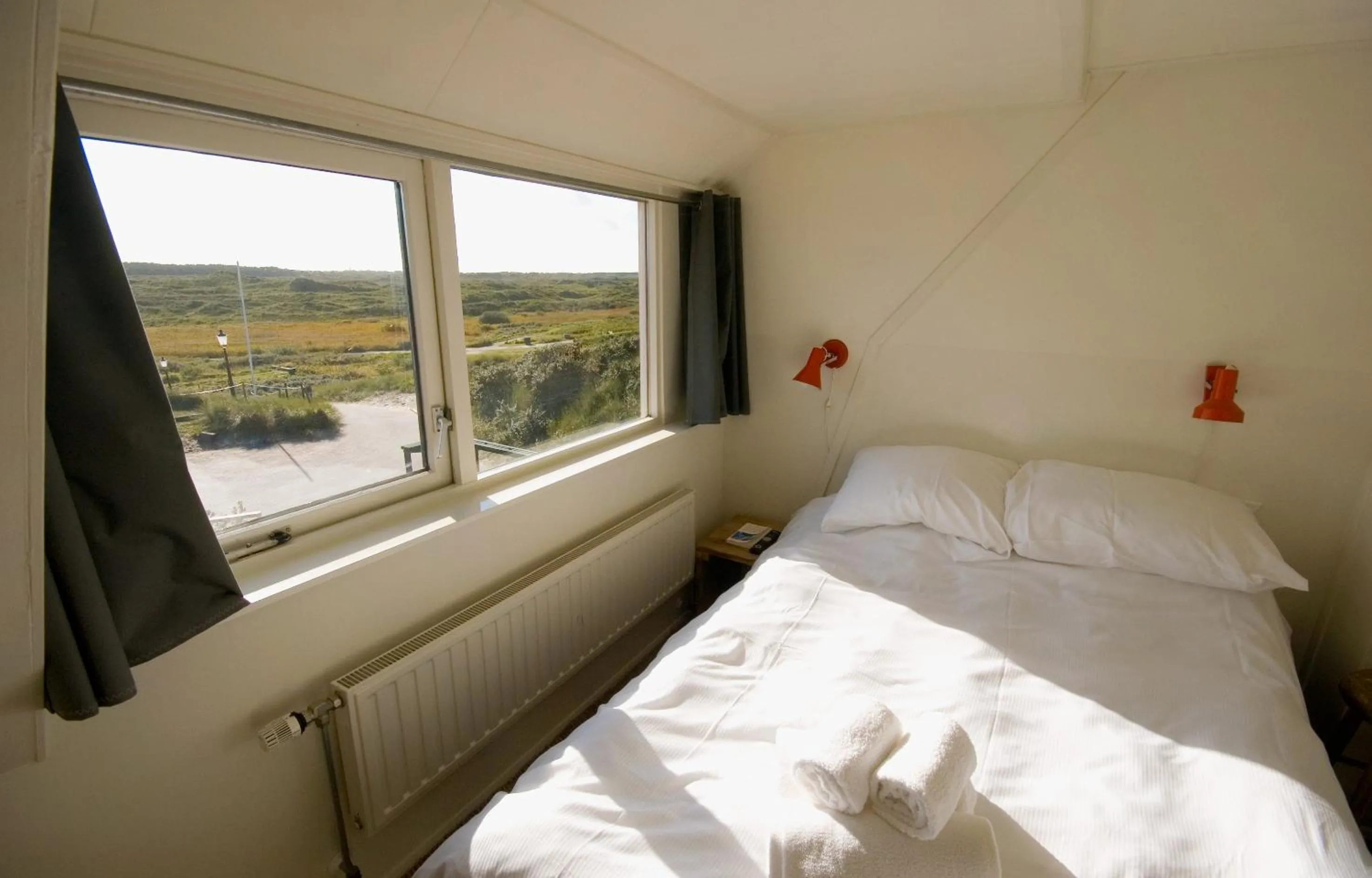 Bed in Strandhotel Terschelling B&B