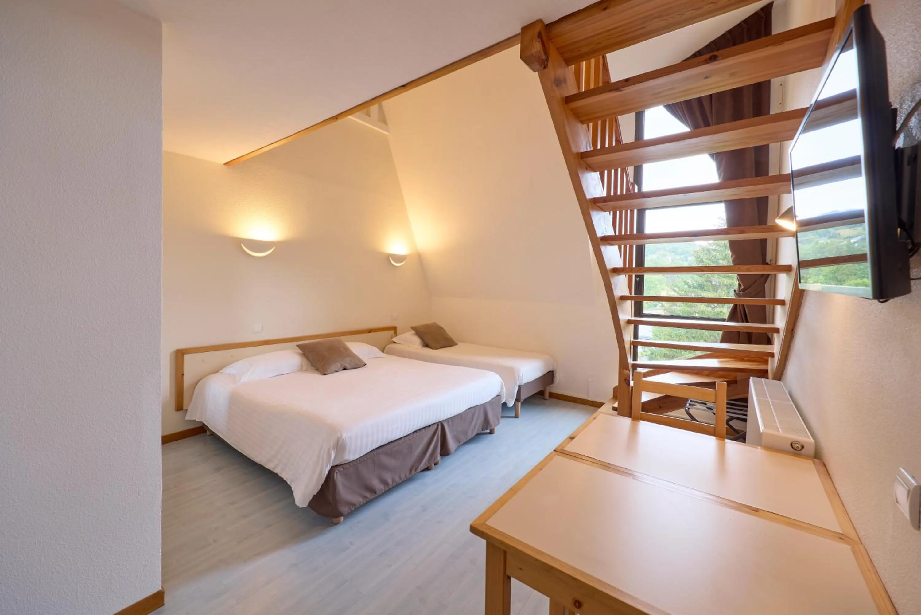 Bedroom, Bed in Hôtel-Restaurant Le Calice Du Gevaudan - A75