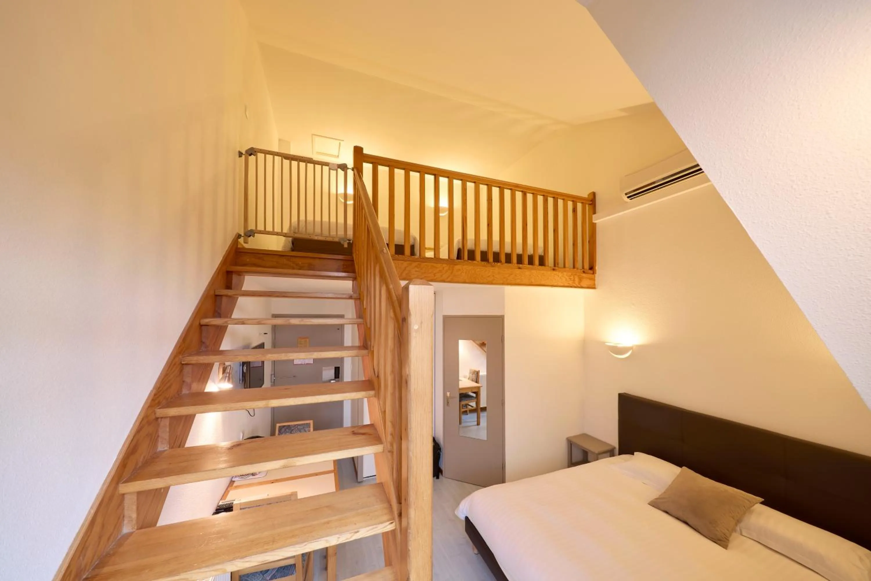 Bedroom, Bed in Hôtel-Restaurant Le Calice Du Gevaudan - A75