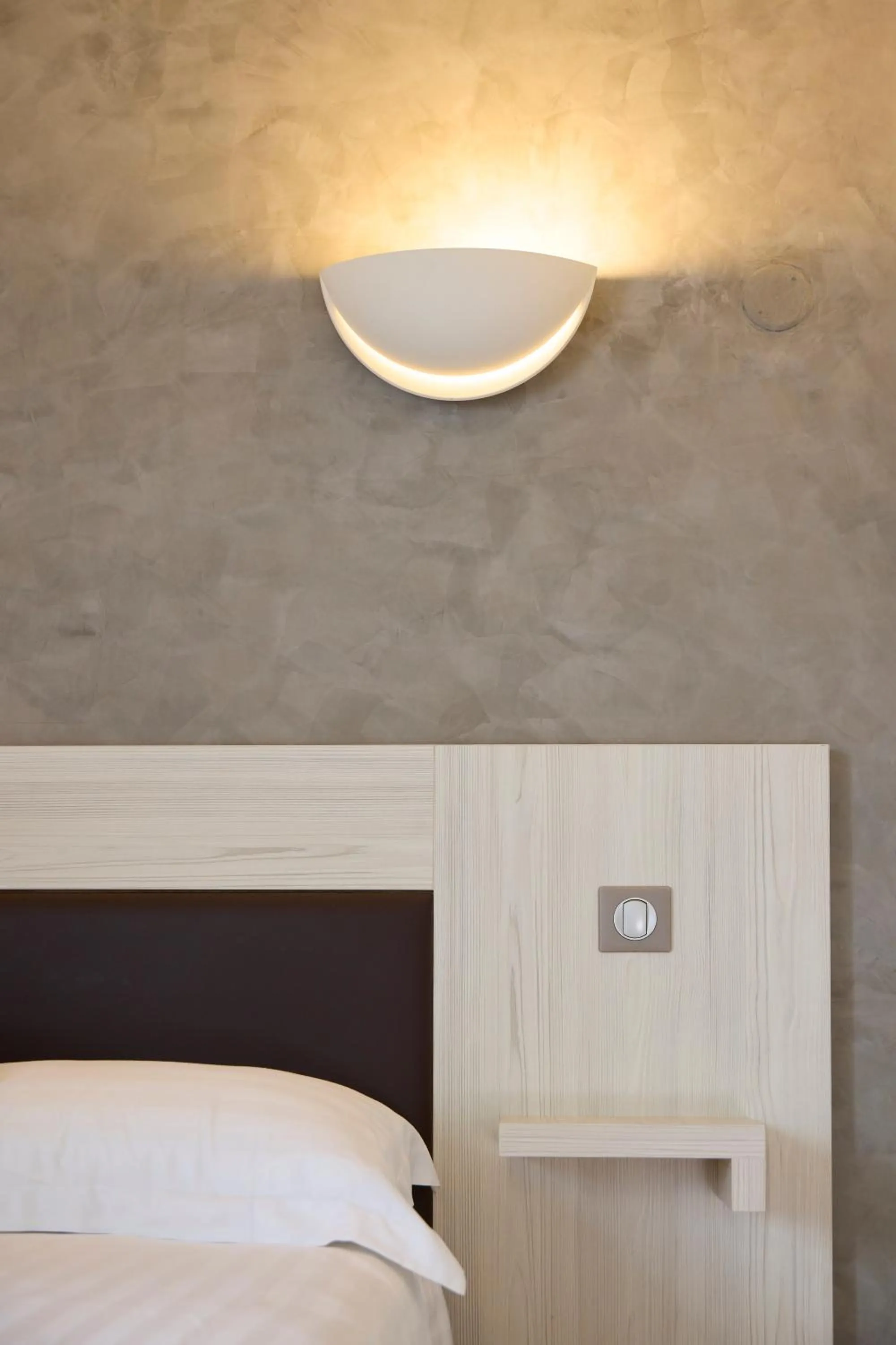 Bedroom, Bed in Hôtel-Restaurant Le Calice Du Gevaudan - A75