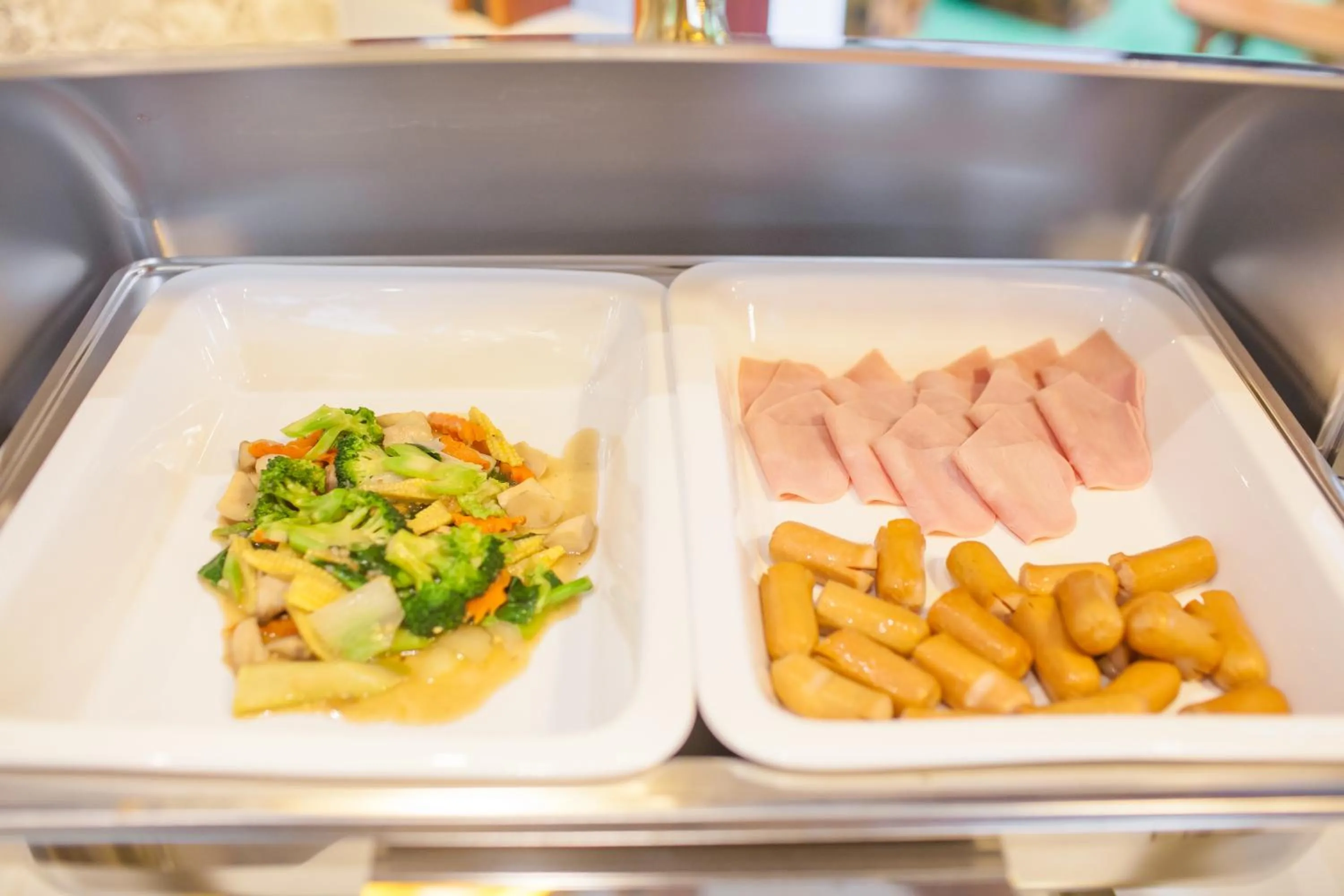 Breakfast in New Siam Palace Ville Hotel