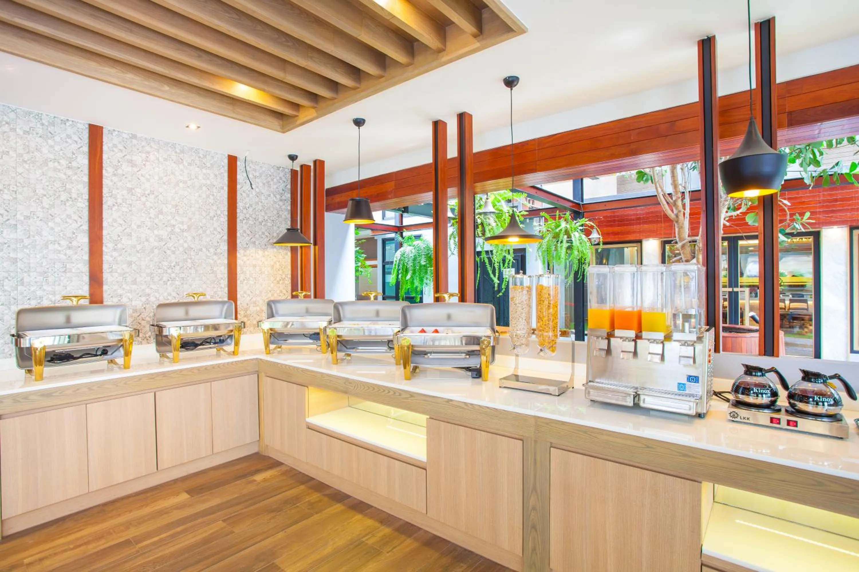 Breakfast in New Siam Palace Ville Hotel