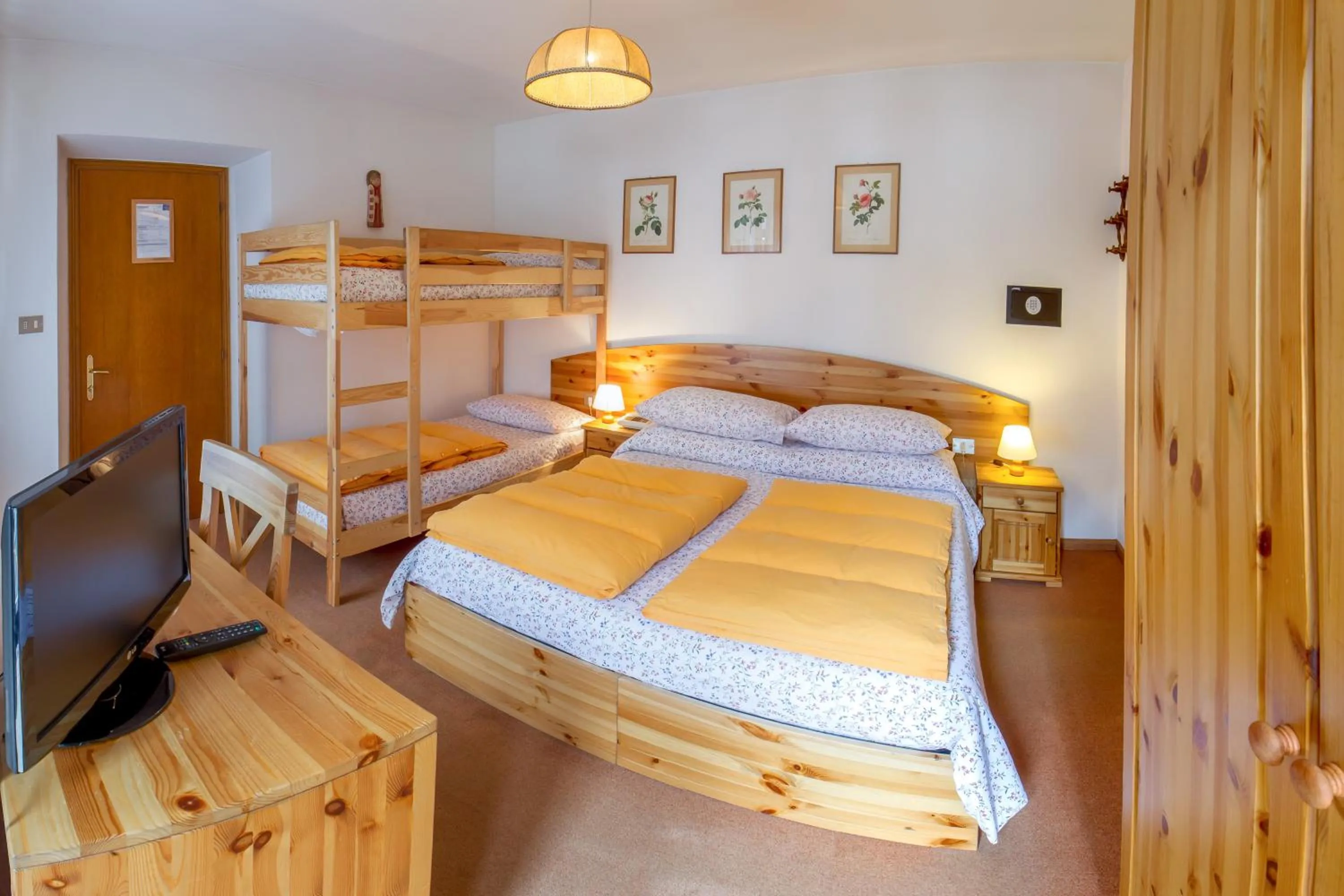 Bed in Il Cavallino - Albergo & Appartamenti