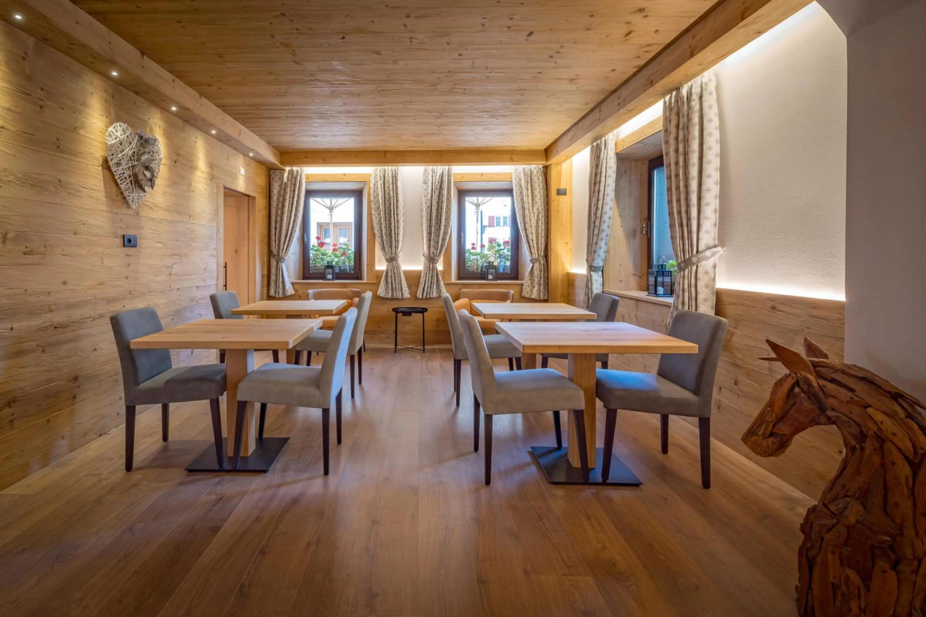 Il Cavallino - Albergo & Appartamenti