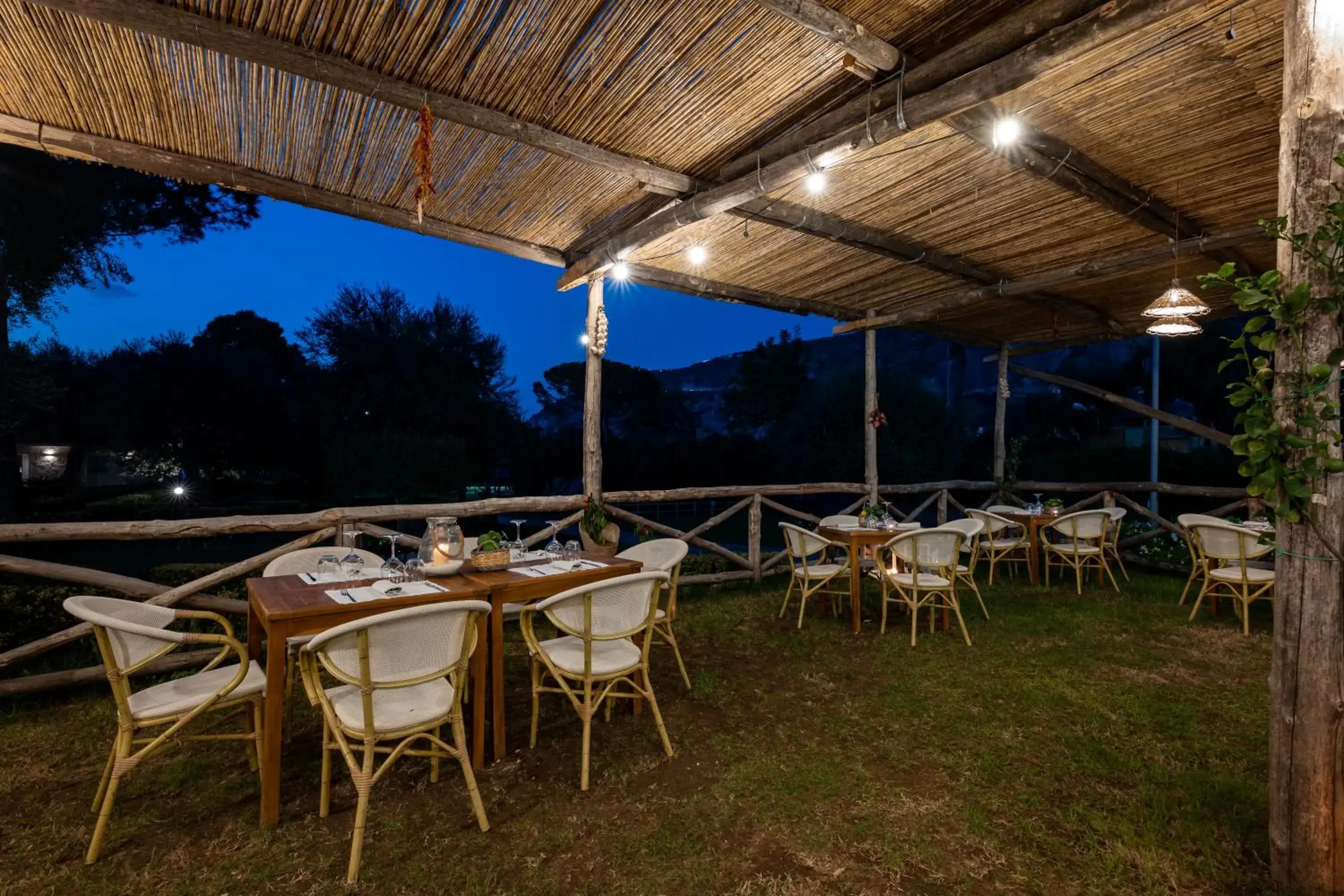 Restaurant/places to eat in Sopramare Resort Restaurant/places to eat in Sopramare Resort