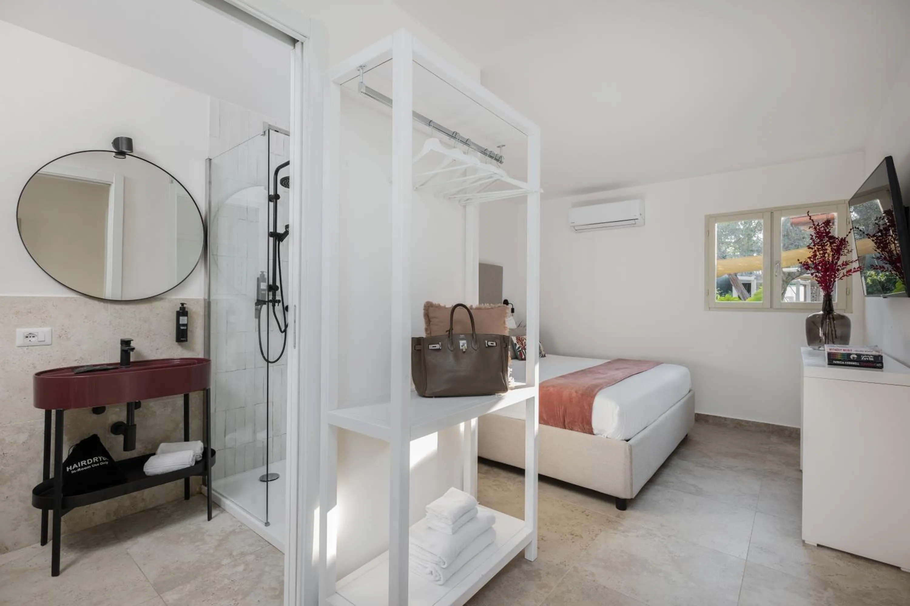 Bedroom, Bed in Sopramare Resort