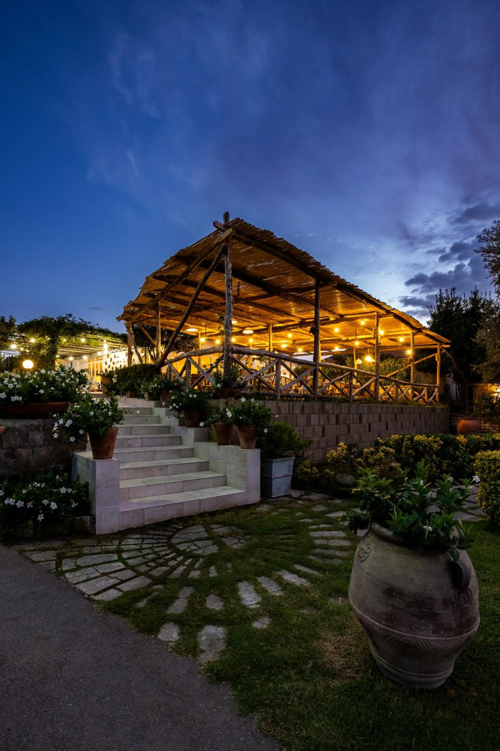 Restaurant/places to eat in Sopramare Resort