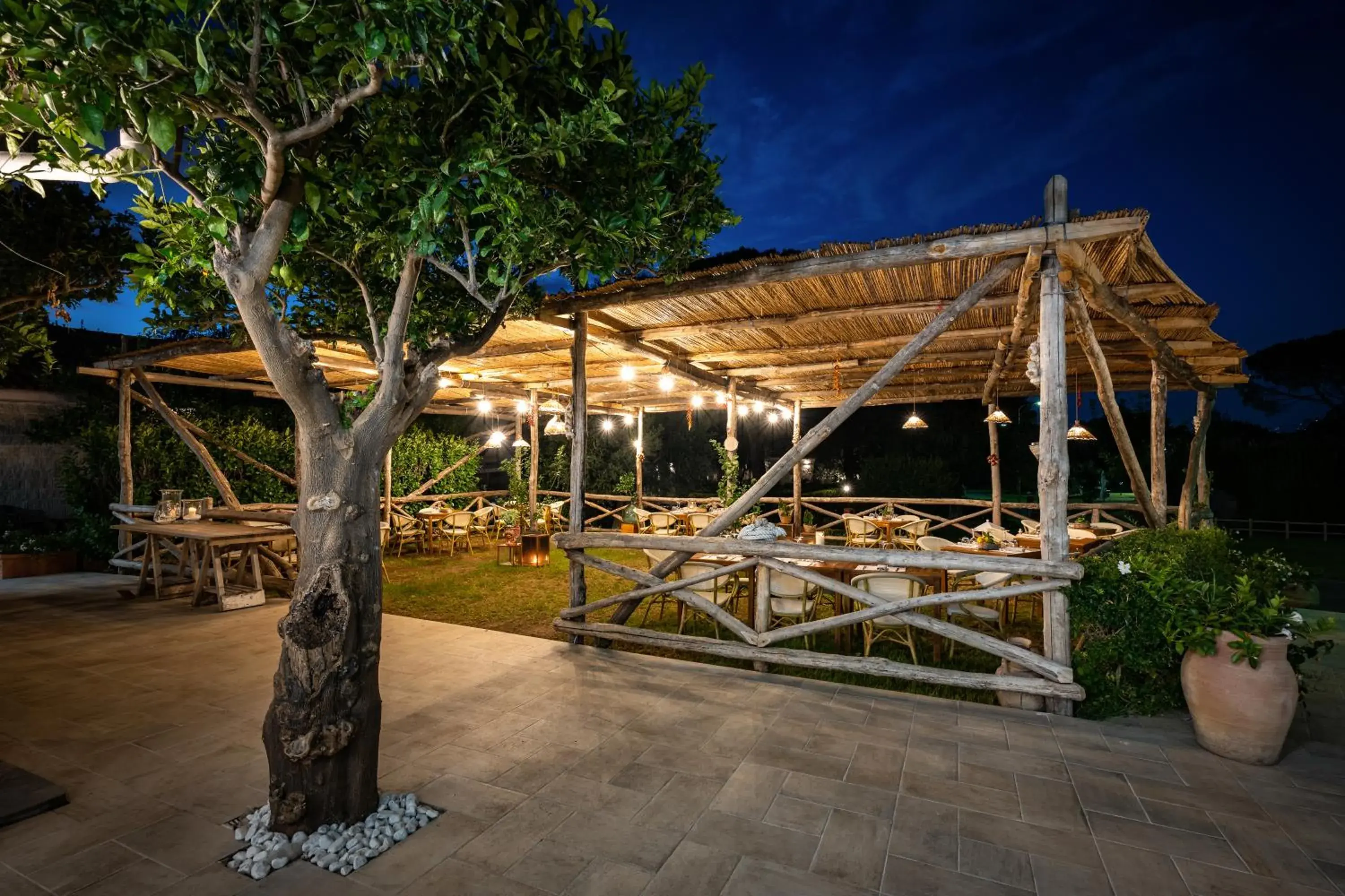 Restaurant/places to eat in Sopramare Resort Restaurant/places to eat in Sopramare Resort