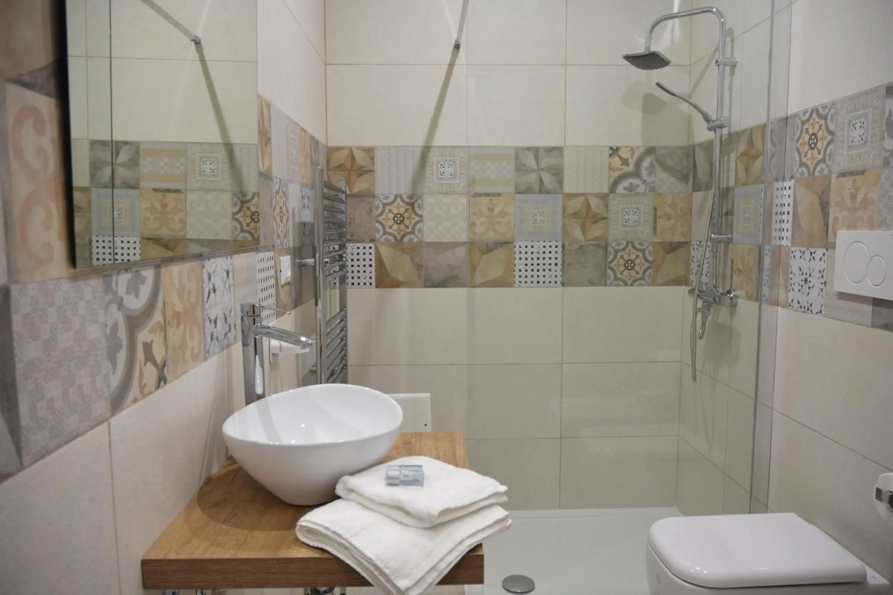 Family Room with Private Bathroom in B&B La Focara Family Room with Private Bathroom in B&B La Focara