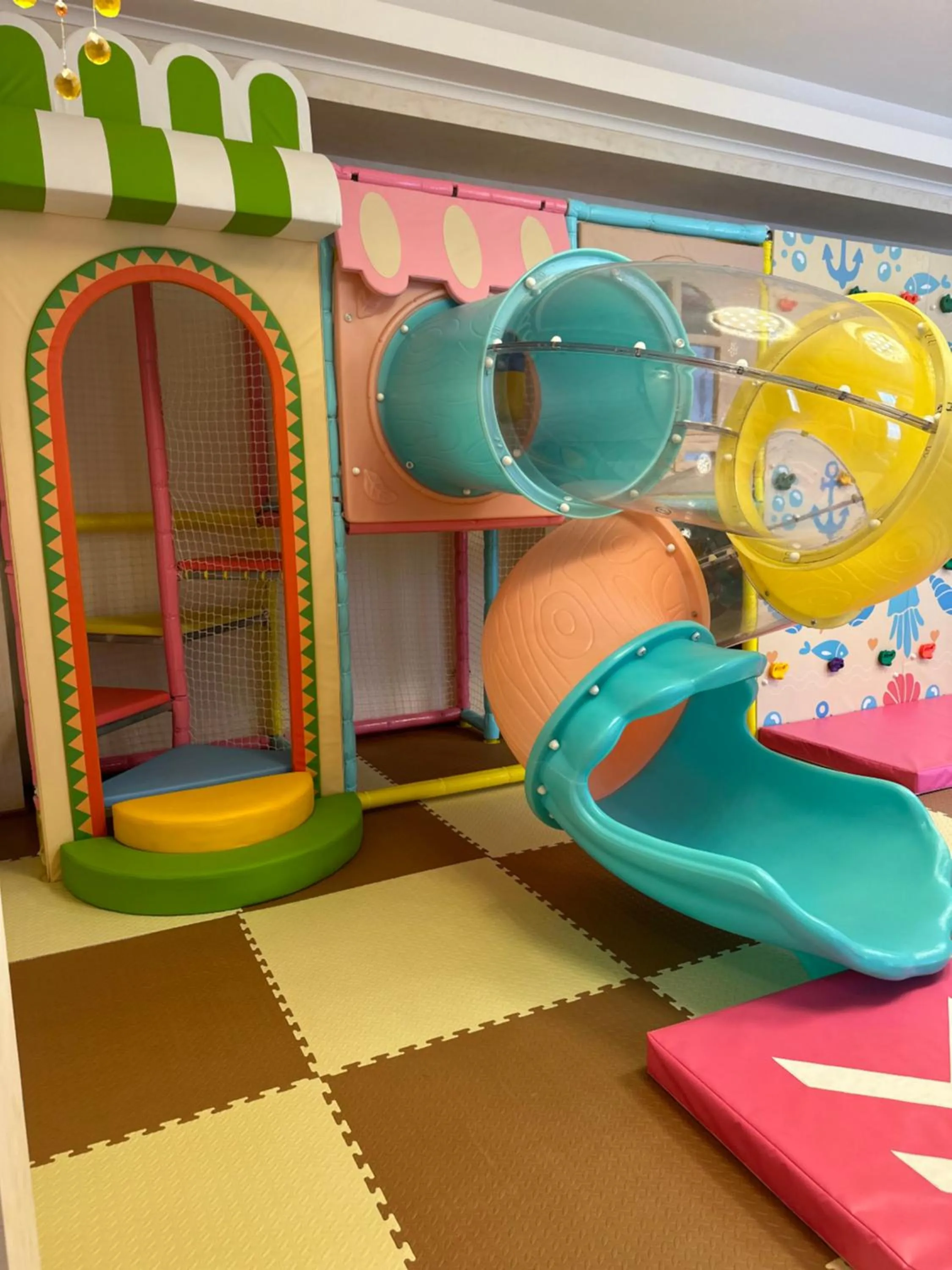 Game Room in Hotel Saturn