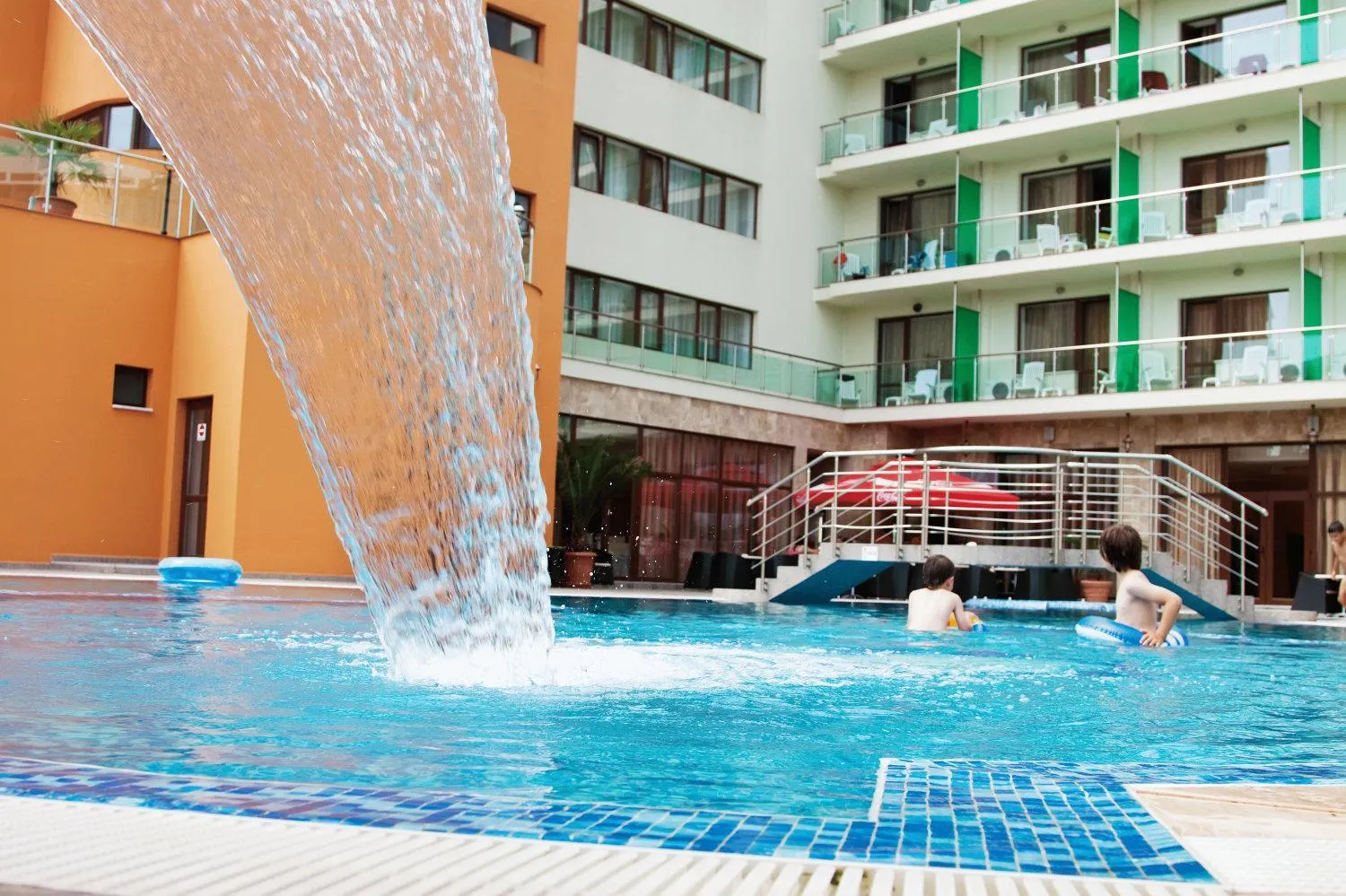 Swimming pool in Hotel Saturn