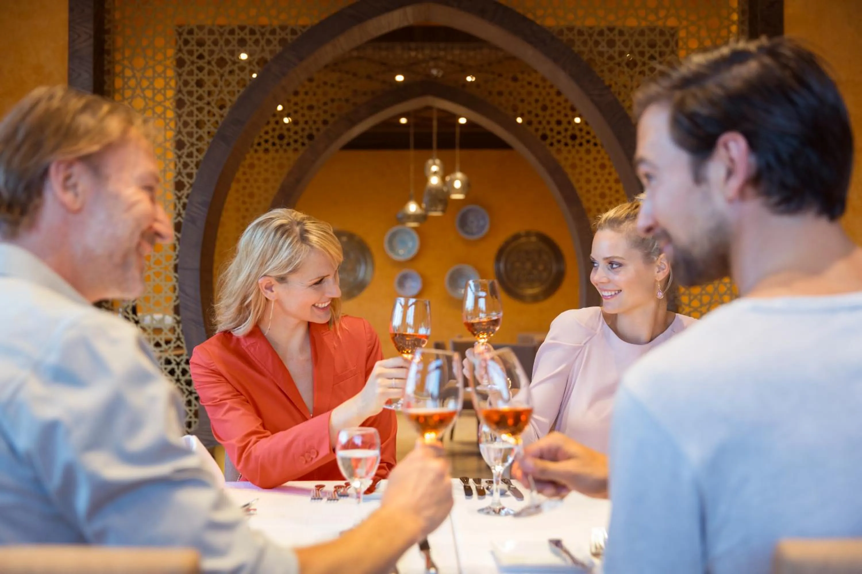 Restaurant/places to eat in Robinson Soma Bay