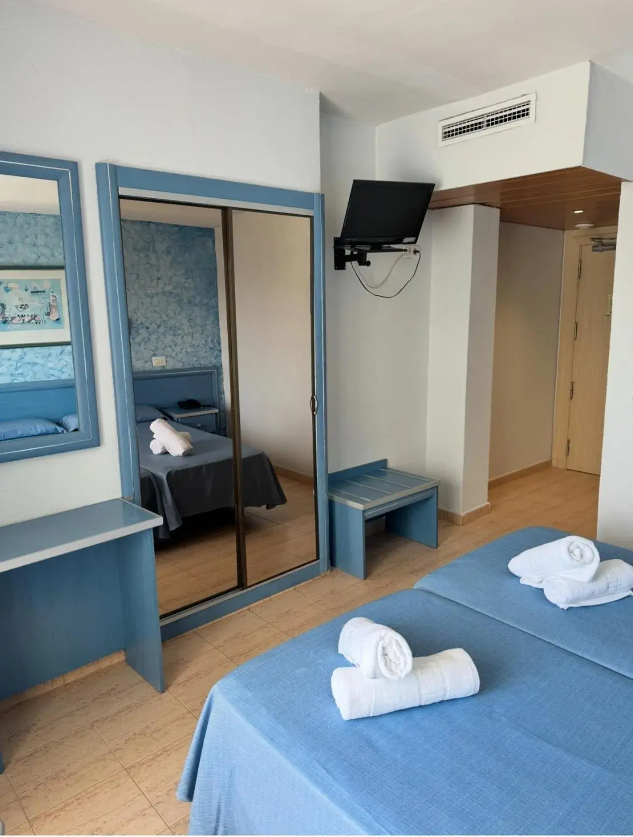 Twin Room in Santa Monica Playa Twin Room in Santa Monica Playa