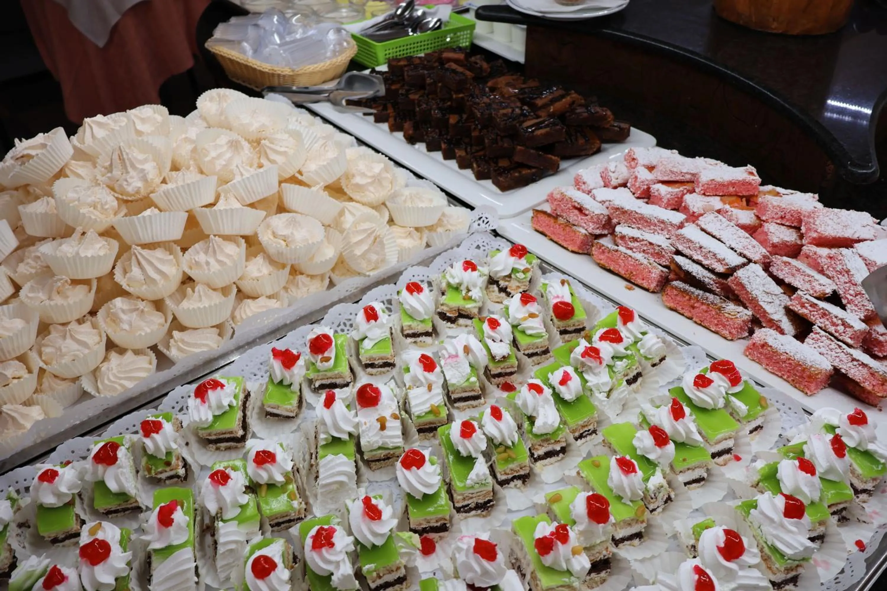 Restaurant/places to eat in Santa Monica Playa