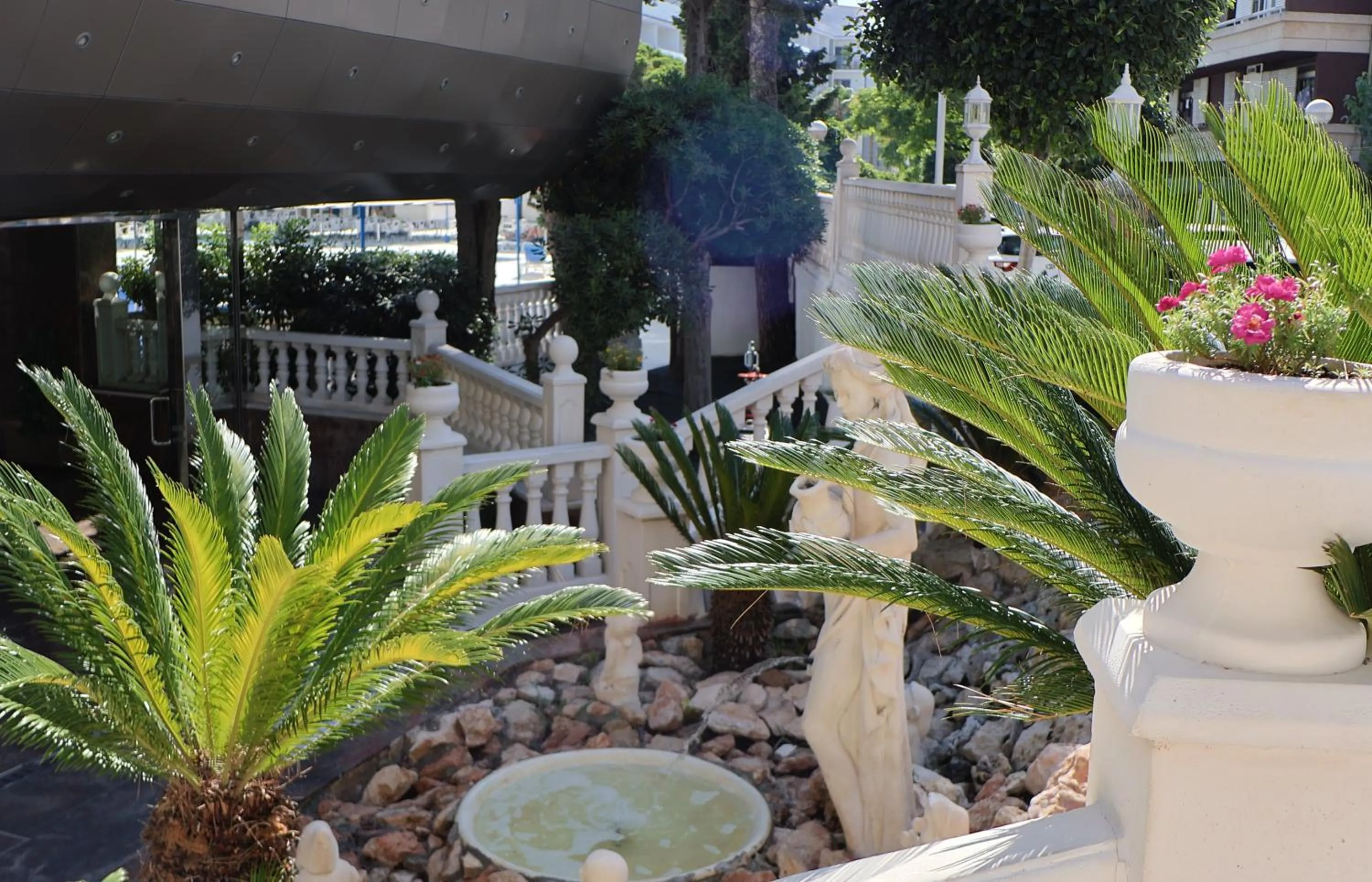 Property building in Santa Monica Playa