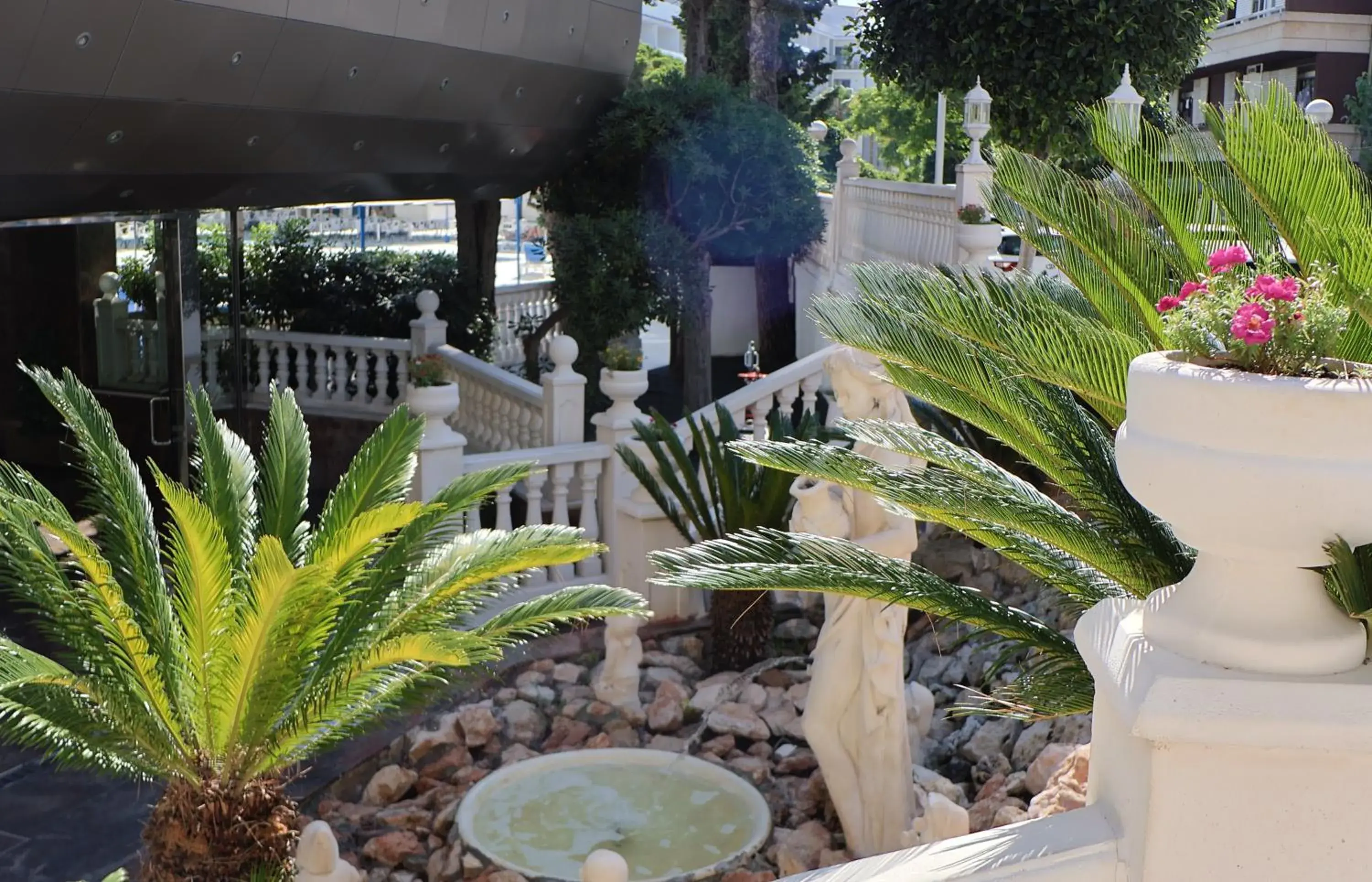 Property building in Santa Monica Playa Property building in Santa Monica Playa