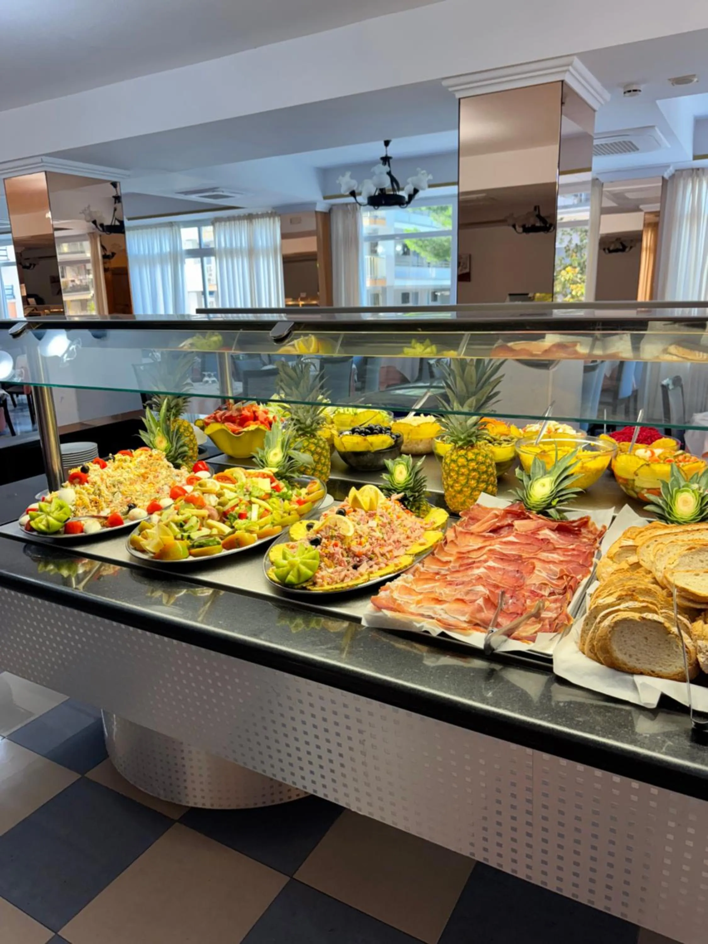 Restaurant/places to eat in Santa Monica Playa