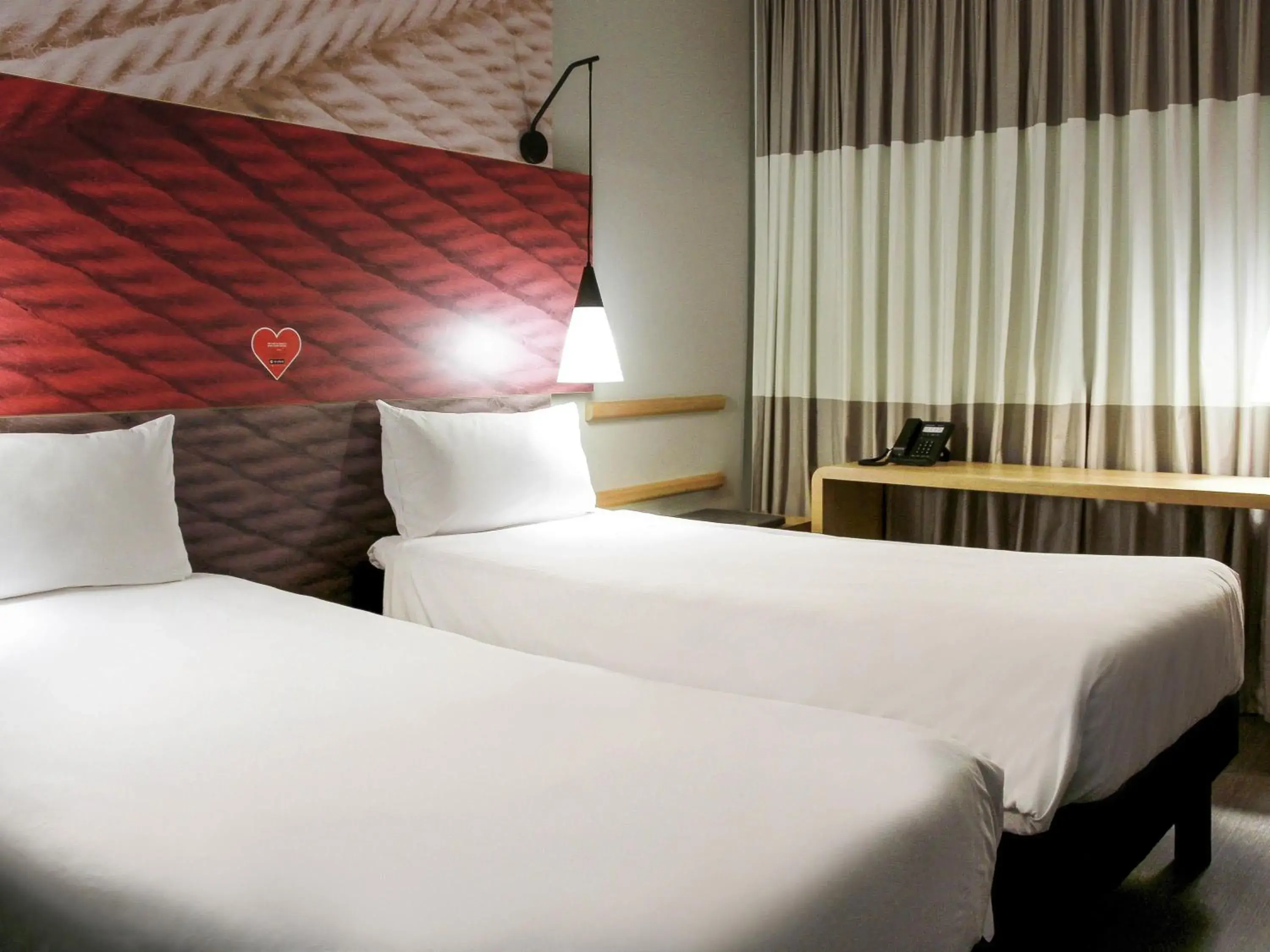 Bedroom, Bed in ibis Osasco Bedroom, Bed in ibis Osasco