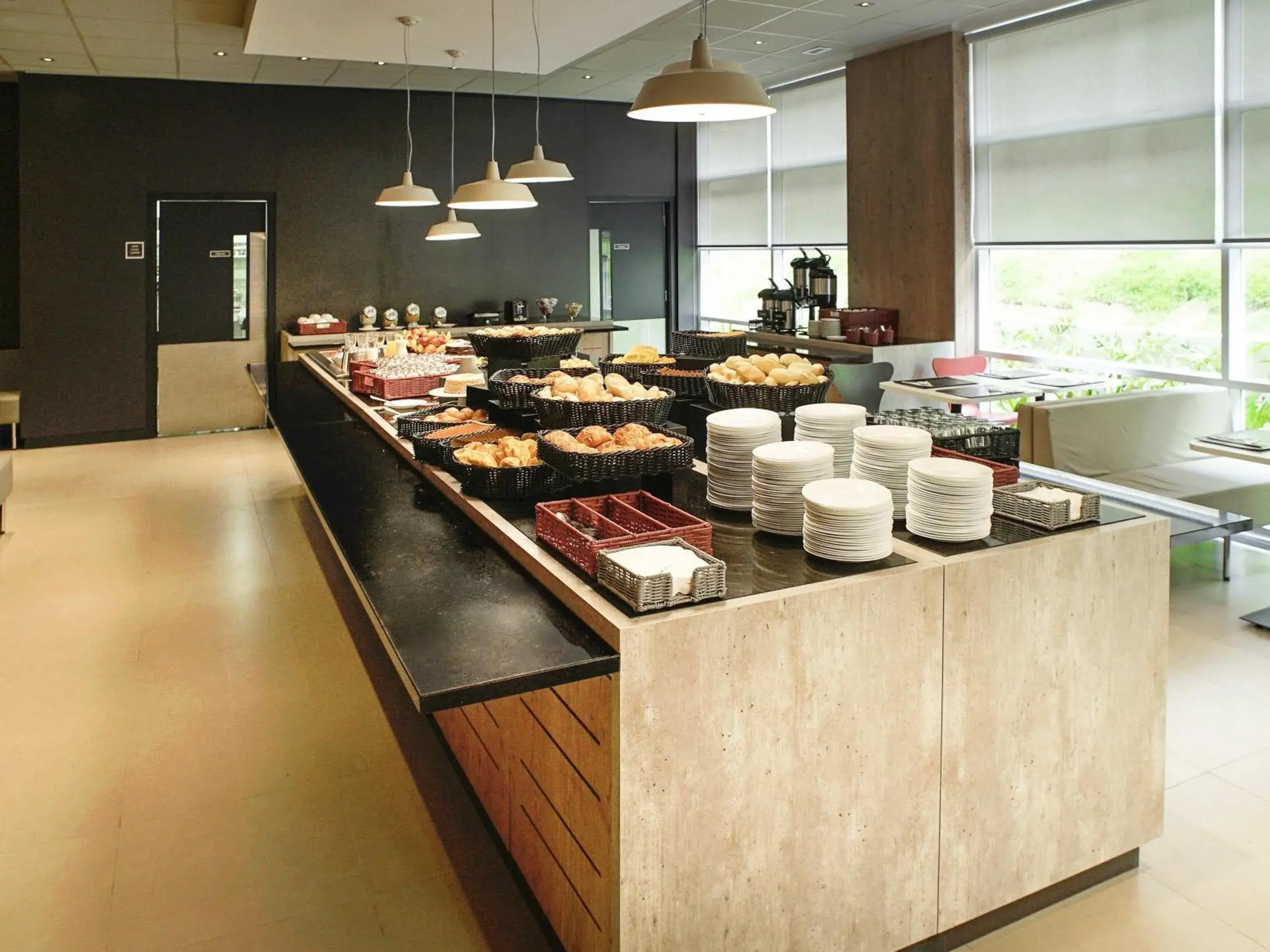 Restaurant/places to eat in ibis Osasco Restaurant/places to eat in ibis Osasco