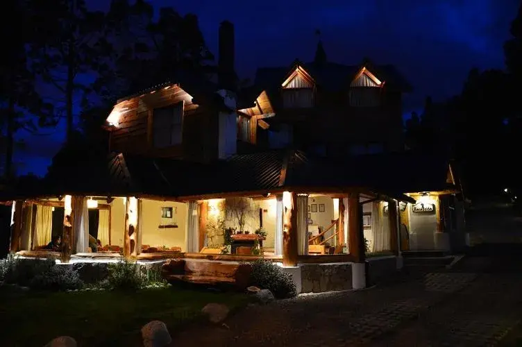 Property building in HTL La Malinka Property building in HTL La Malinka