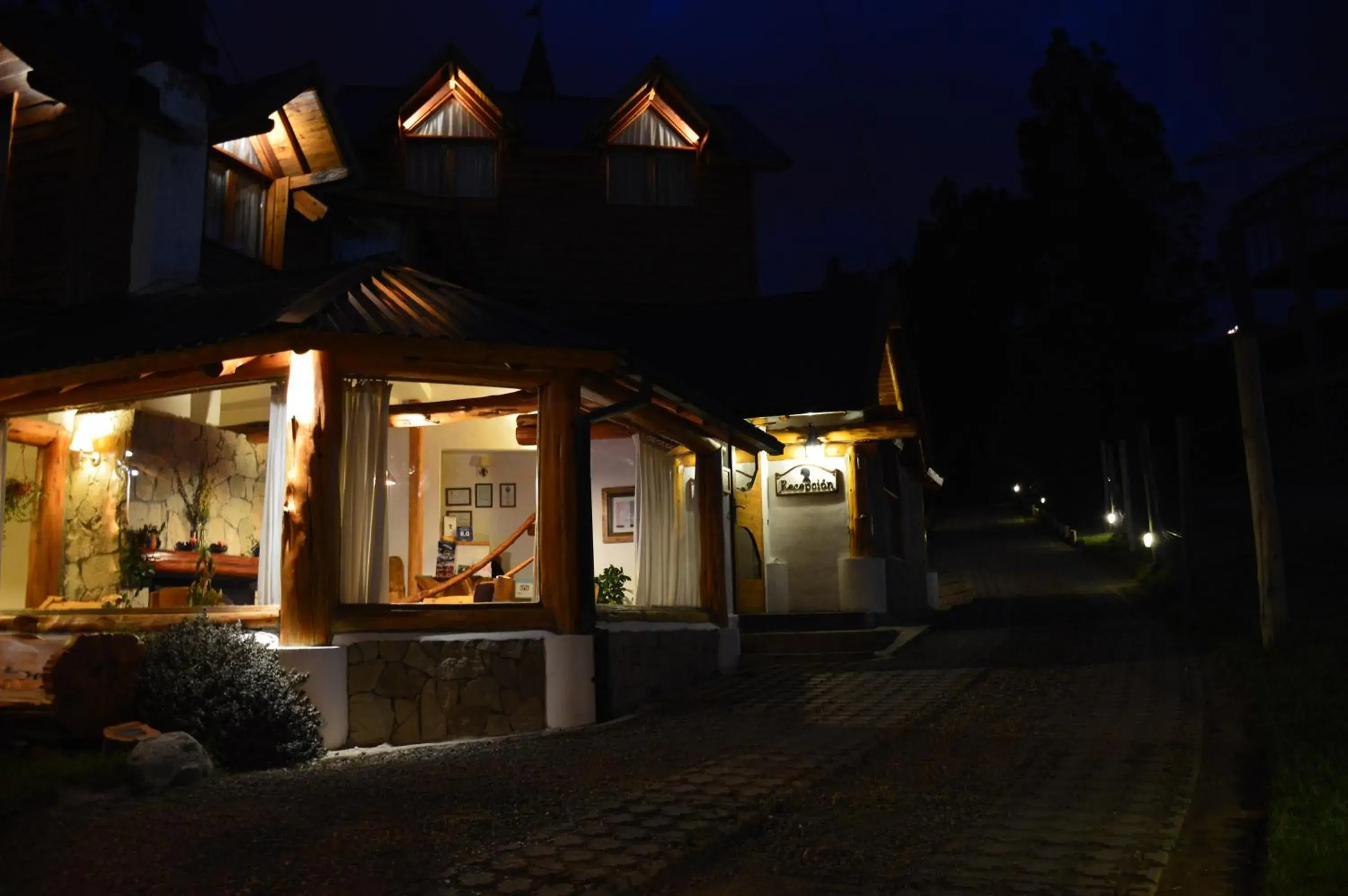 Property building in HTL La Malinka Property building in HTL La Malinka