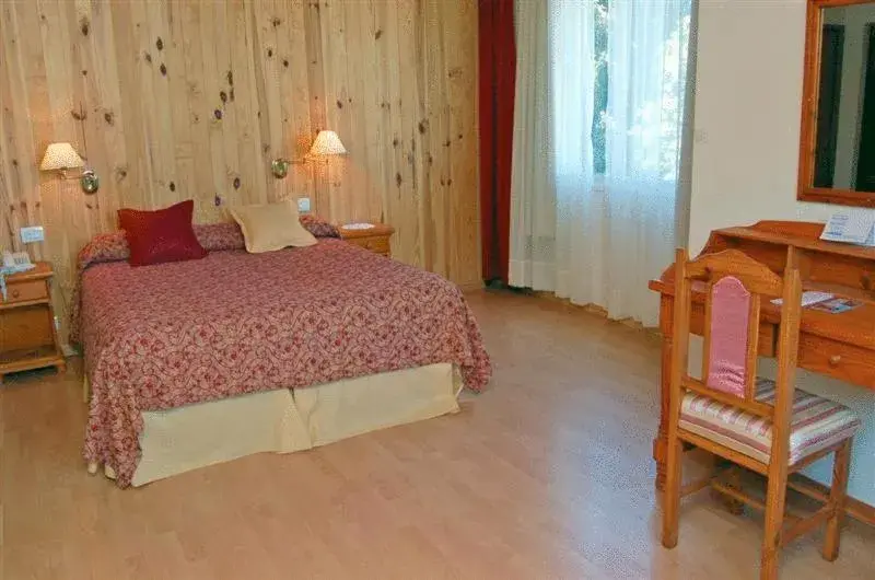 Junior Double Room in Ruca Cheli Village Ski Hotel Junior Double Room in Ruca Cheli Village Ski Hotel