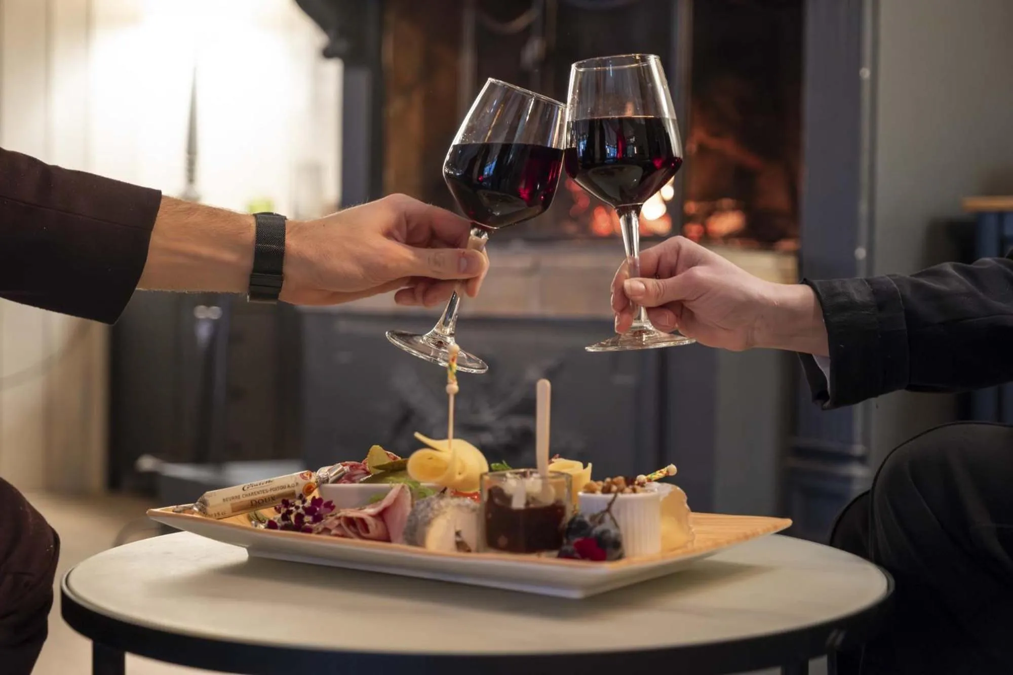 Restaurant/places to eat in Les Demeures de Varennes, BW Signature Collection