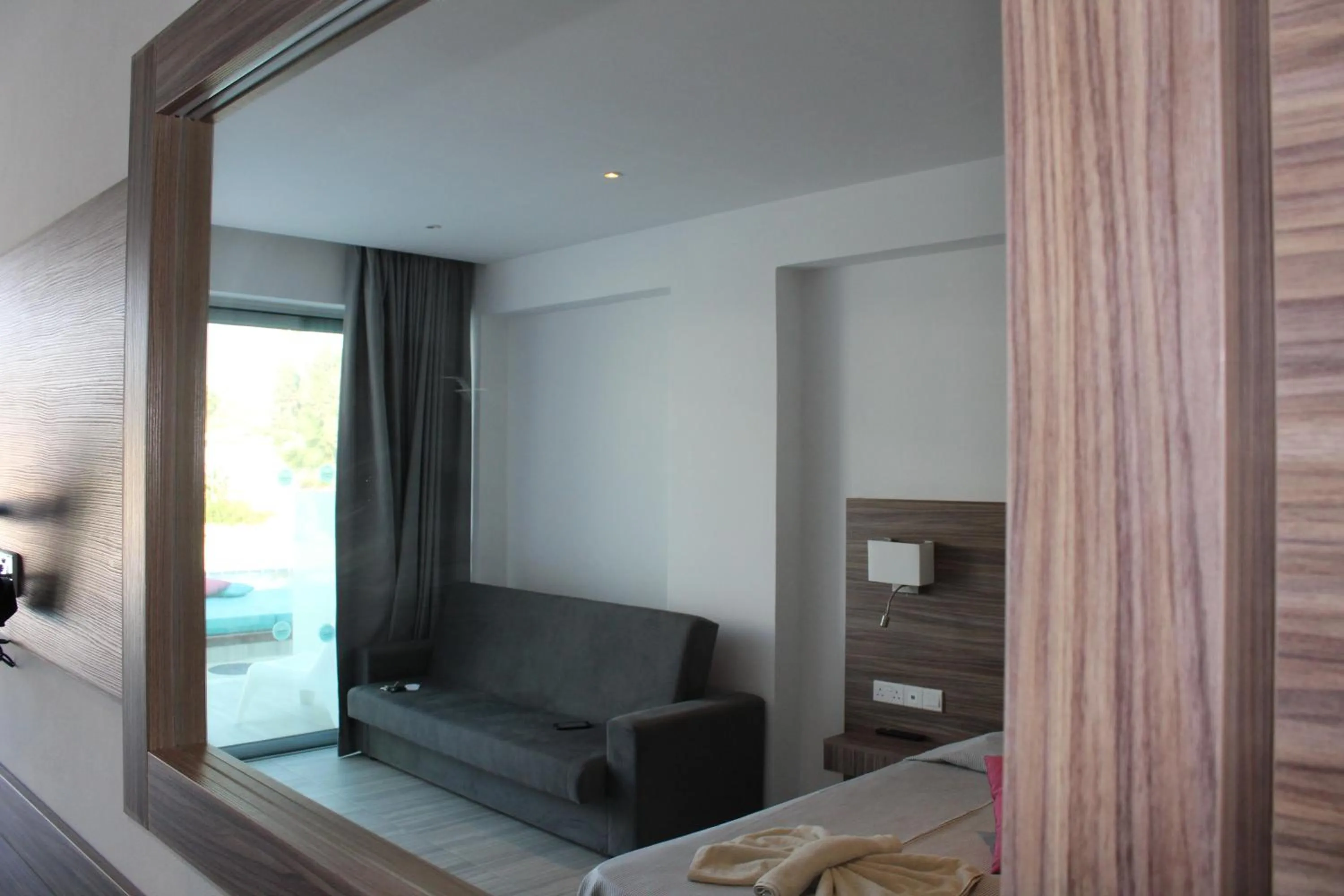 Seating area in Fedrania Gardens Hotel