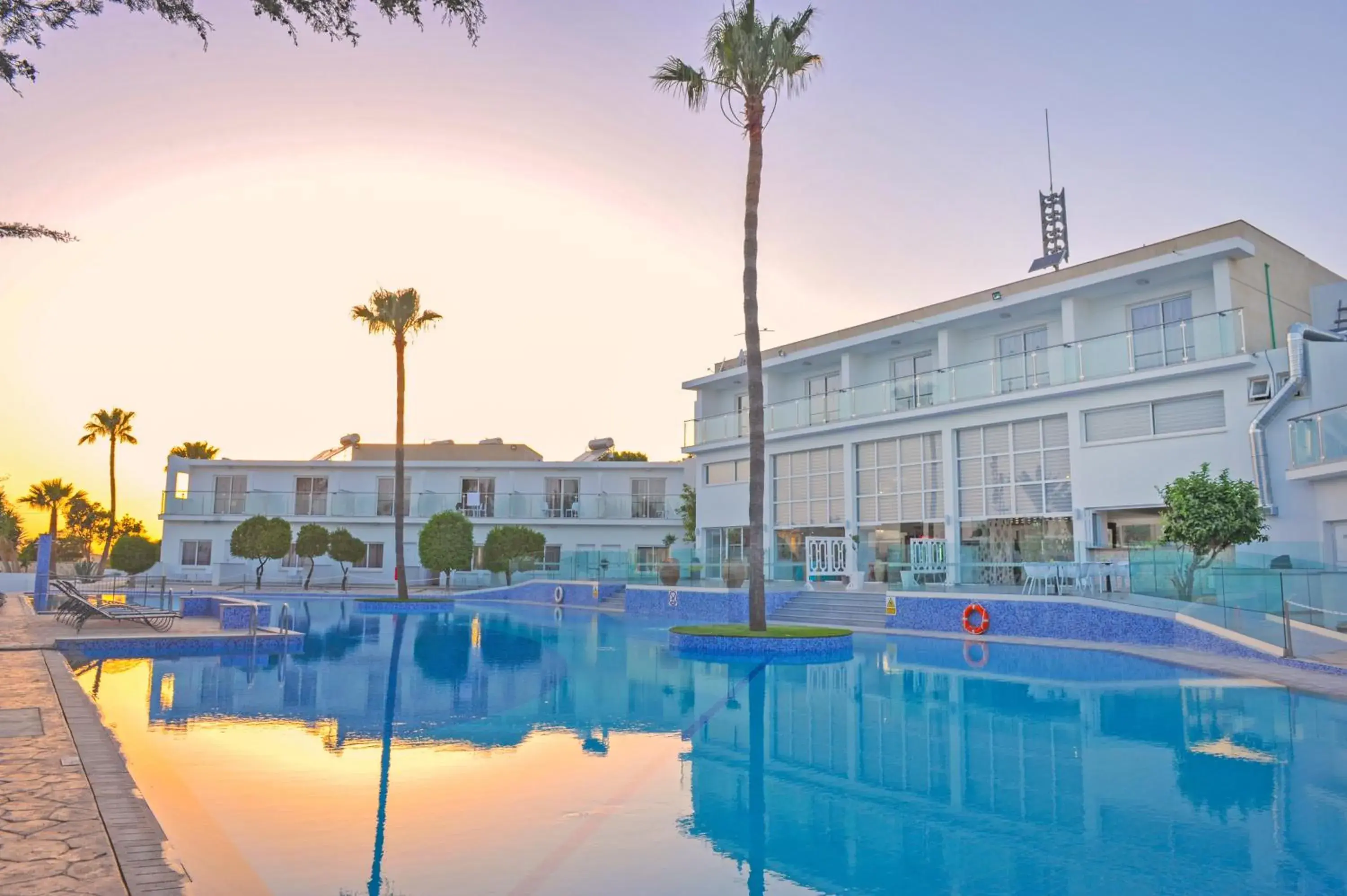 Property building in Fedrania Gardens Hotel Property building in Fedrania Gardens Hotel