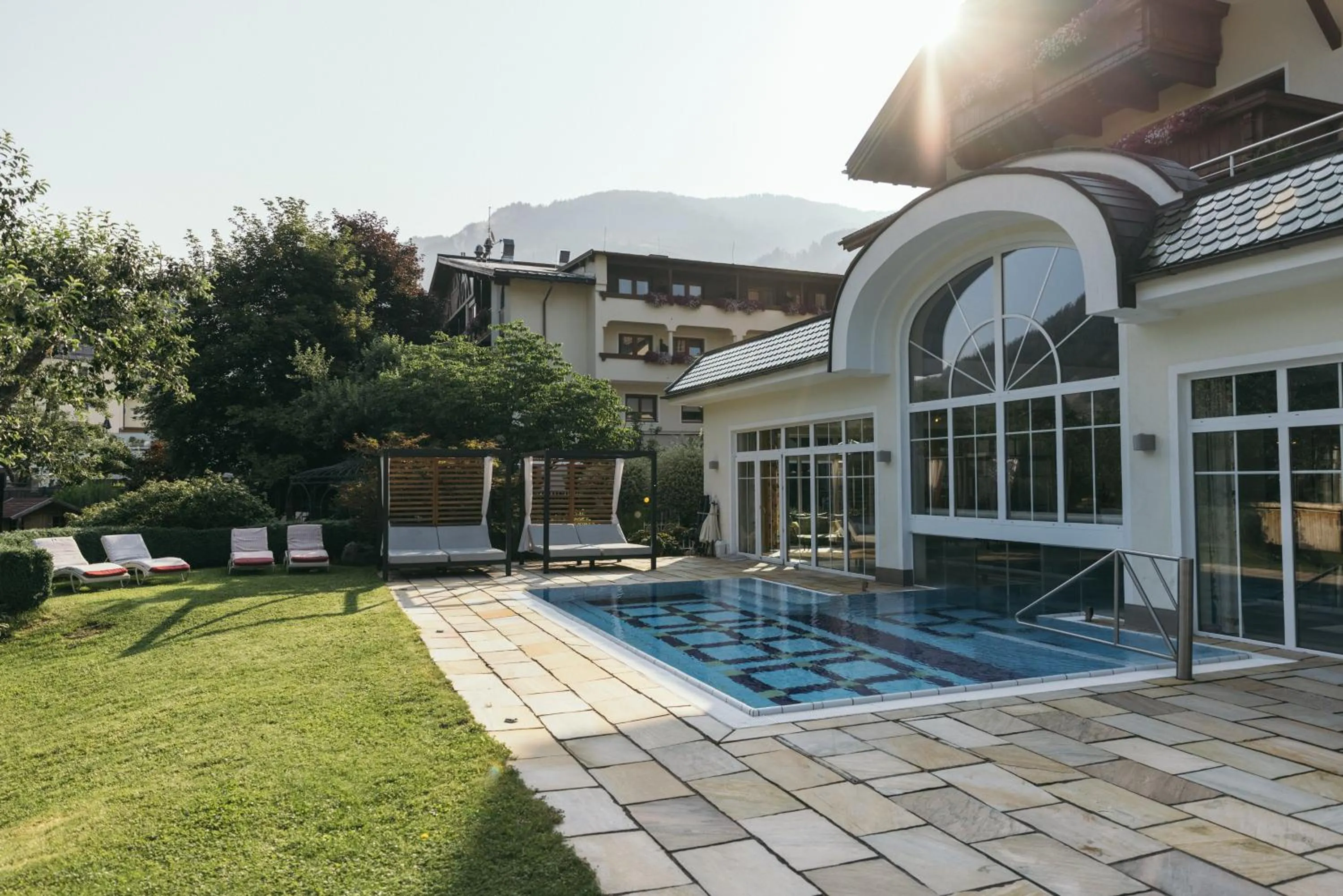 Swimming pool in Gartenhotel Linde 4 Sterne Superior