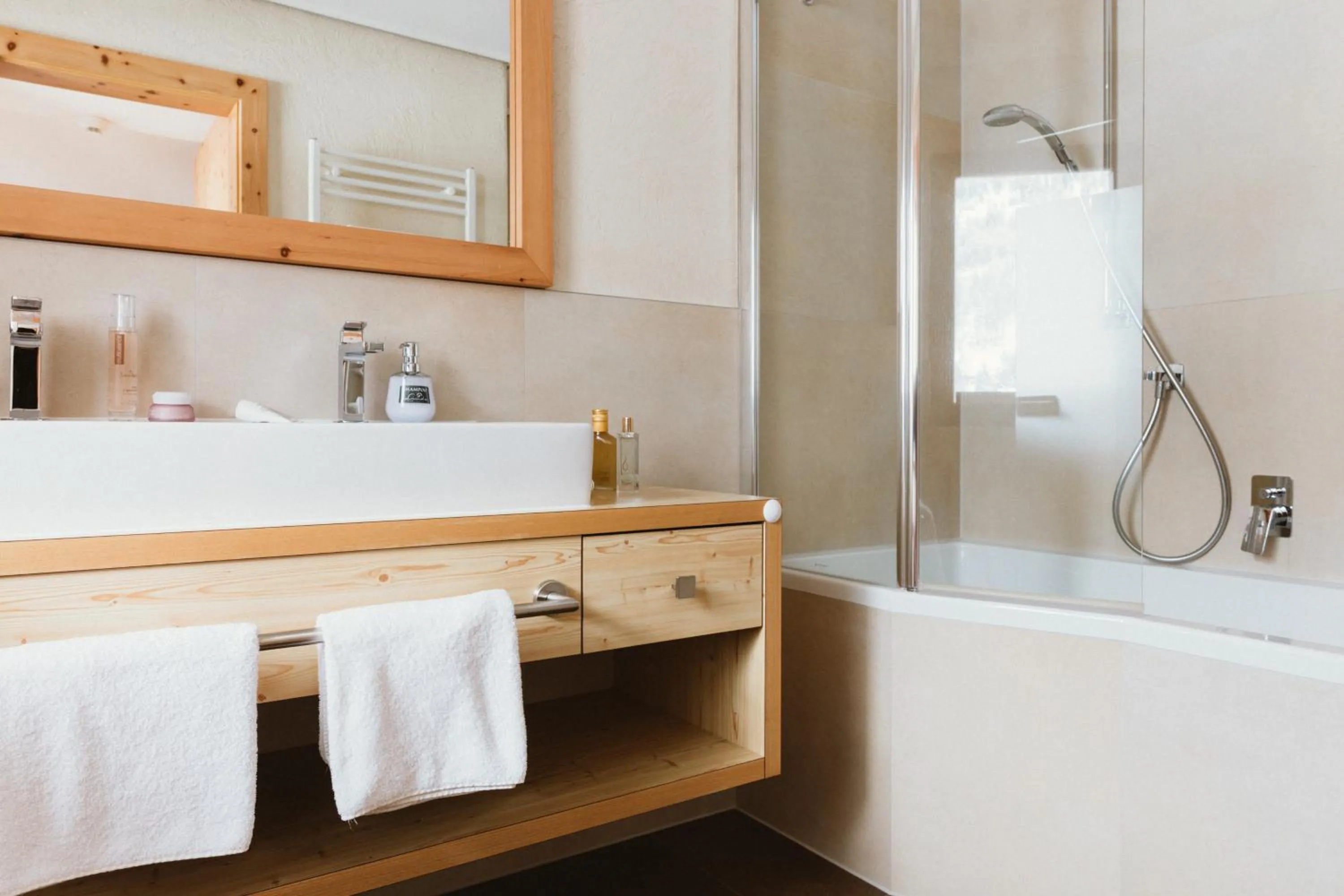 Bathroom in Gartenhotel Linde 4 Sterne Superior