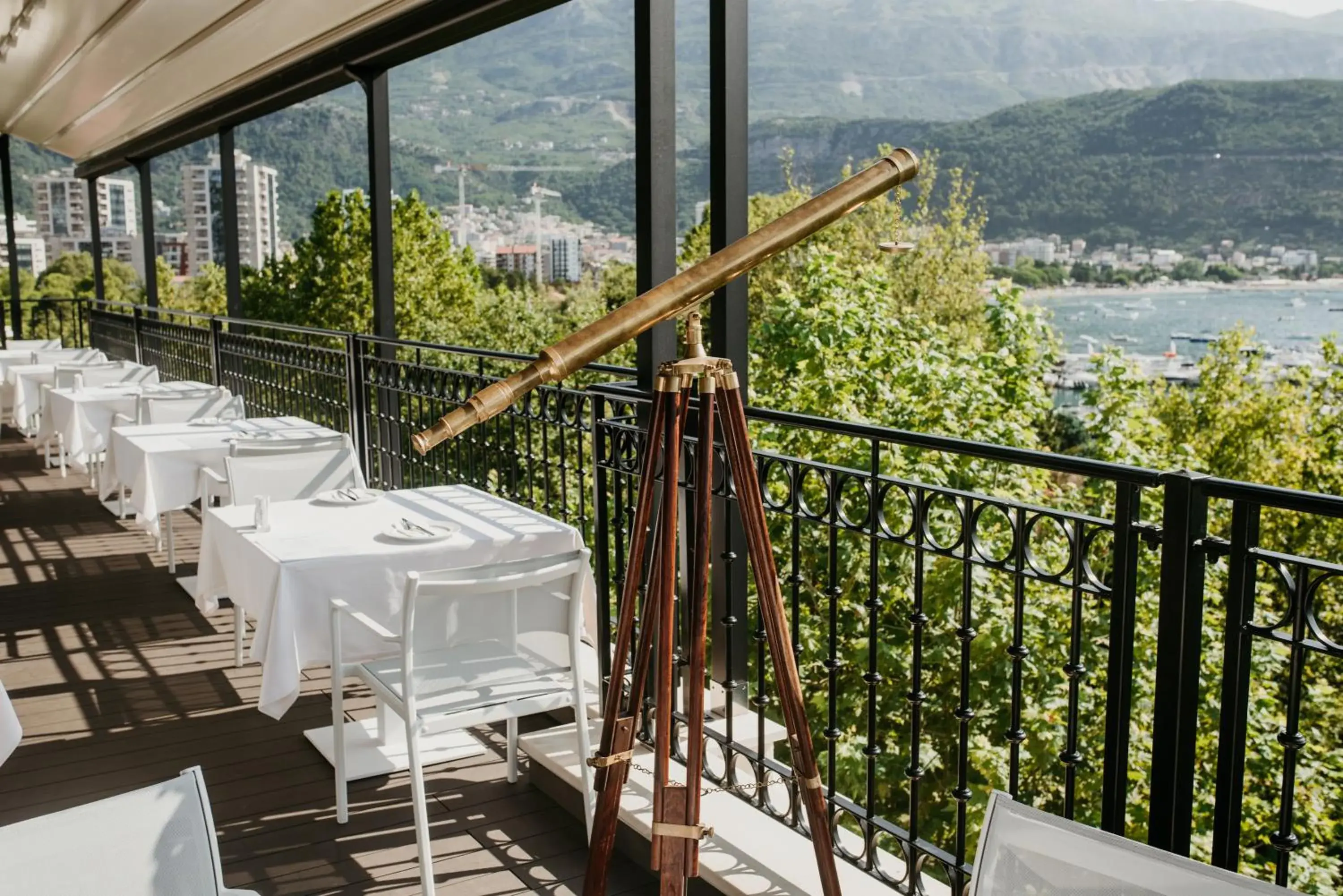 Restaurant/places to eat in Hotel Majestic Restaurant/places to eat in Hotel Majestic