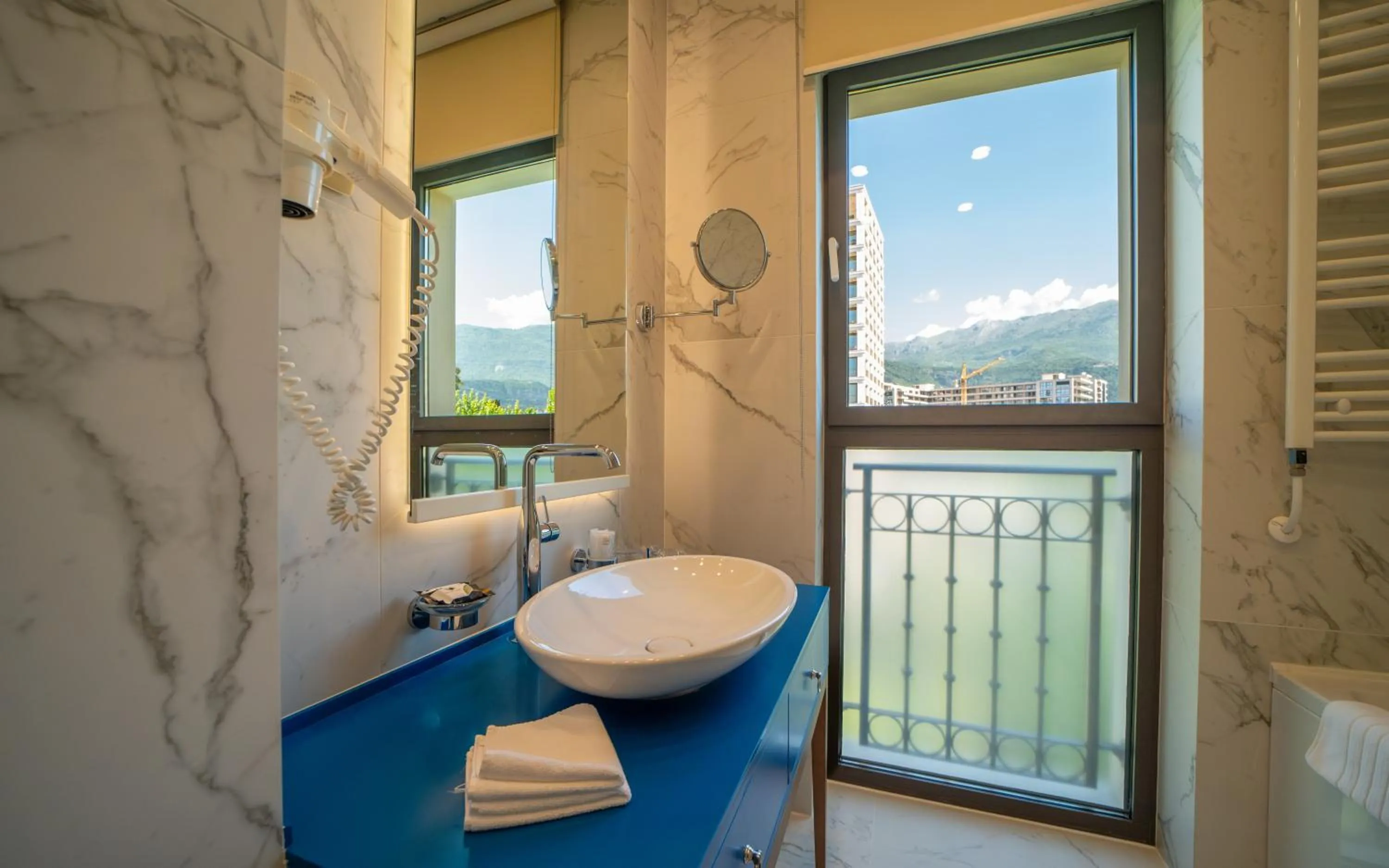 Bathroom in Hotel Majestic