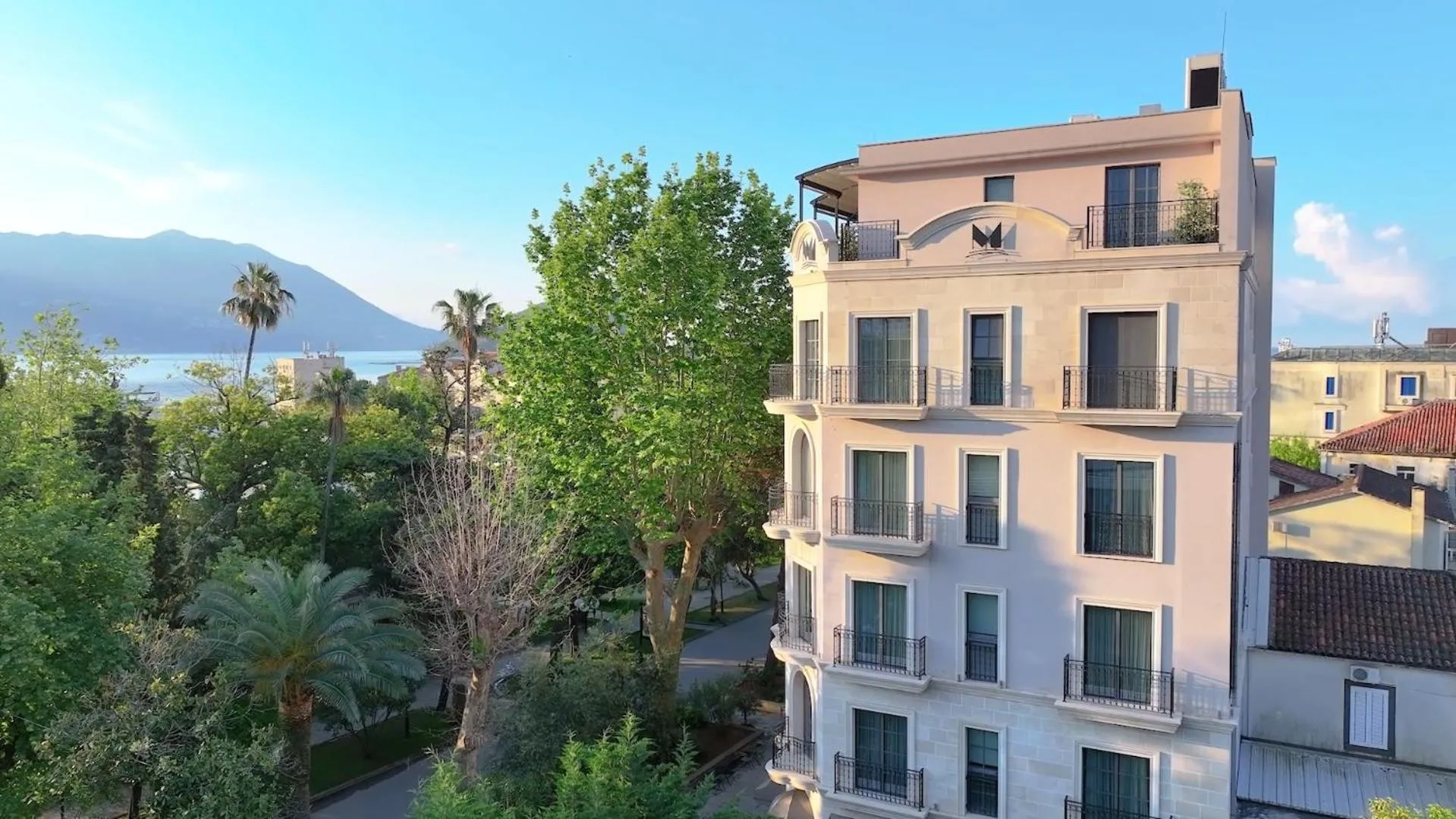 Property building in Hotel Majestic