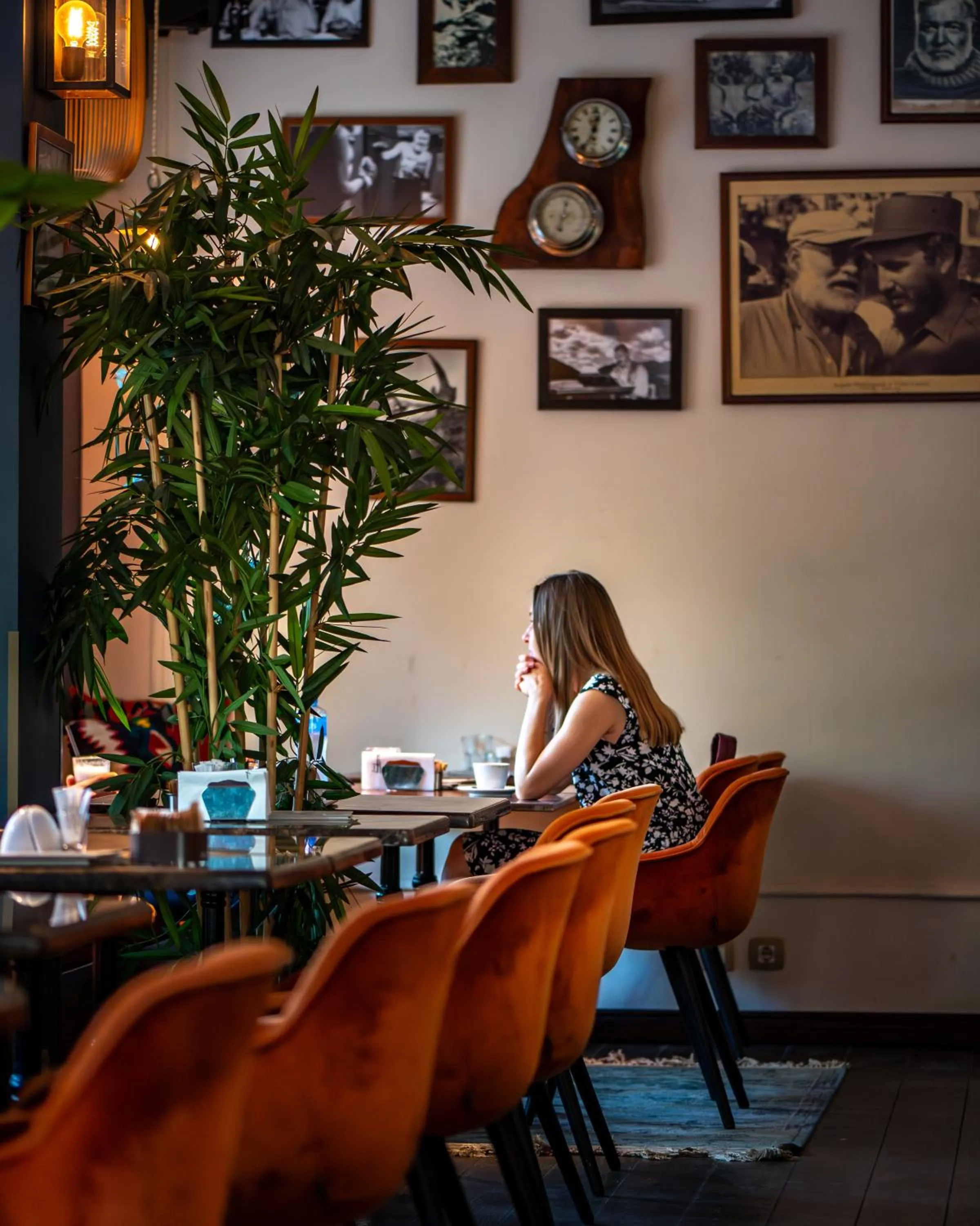 Restaurant/places to eat in Hotel Majestic